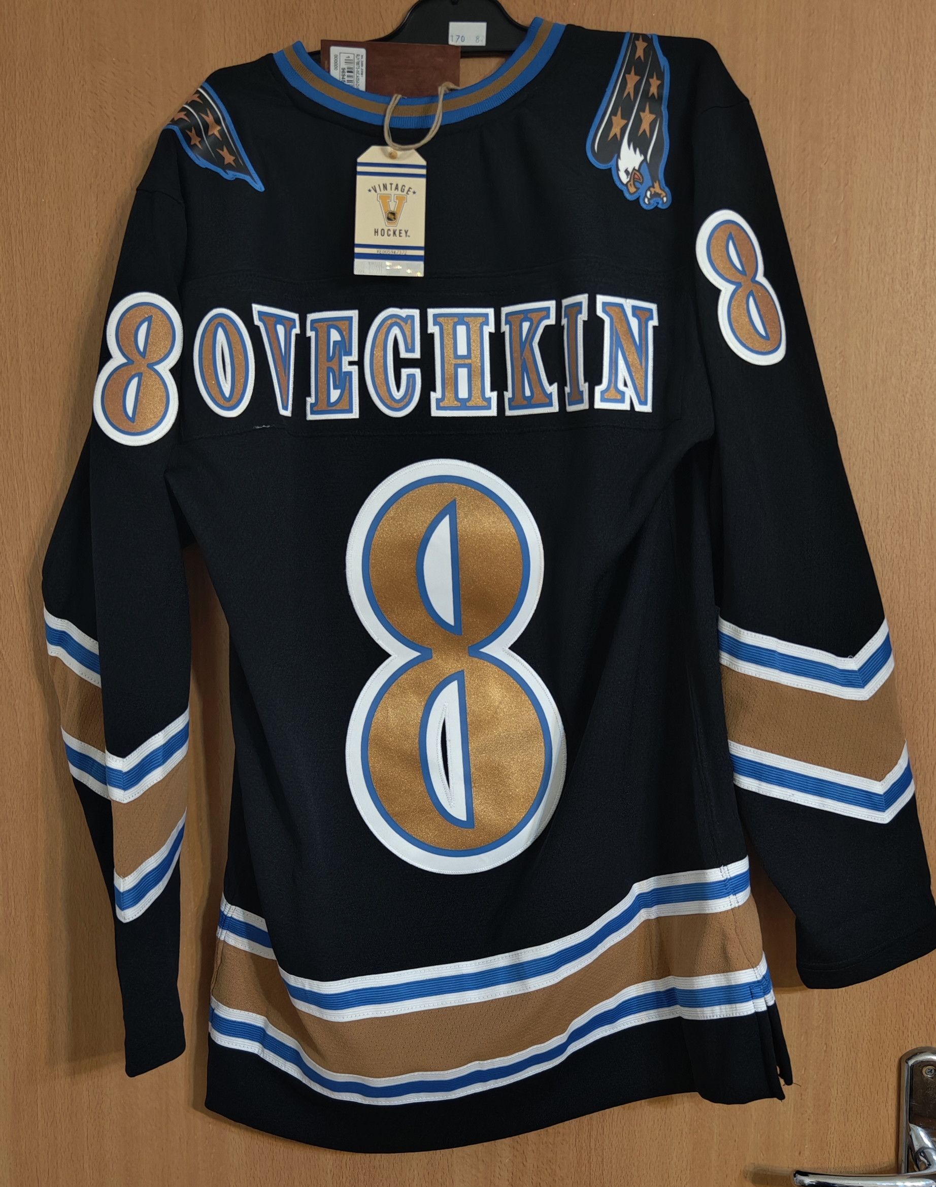 Mitchell & Ness Alex Ovechkin Washington Capitals NHL jersey Mitchell & Ness Size US S / EU 44-46 / 1 - 2 Thumbnail
