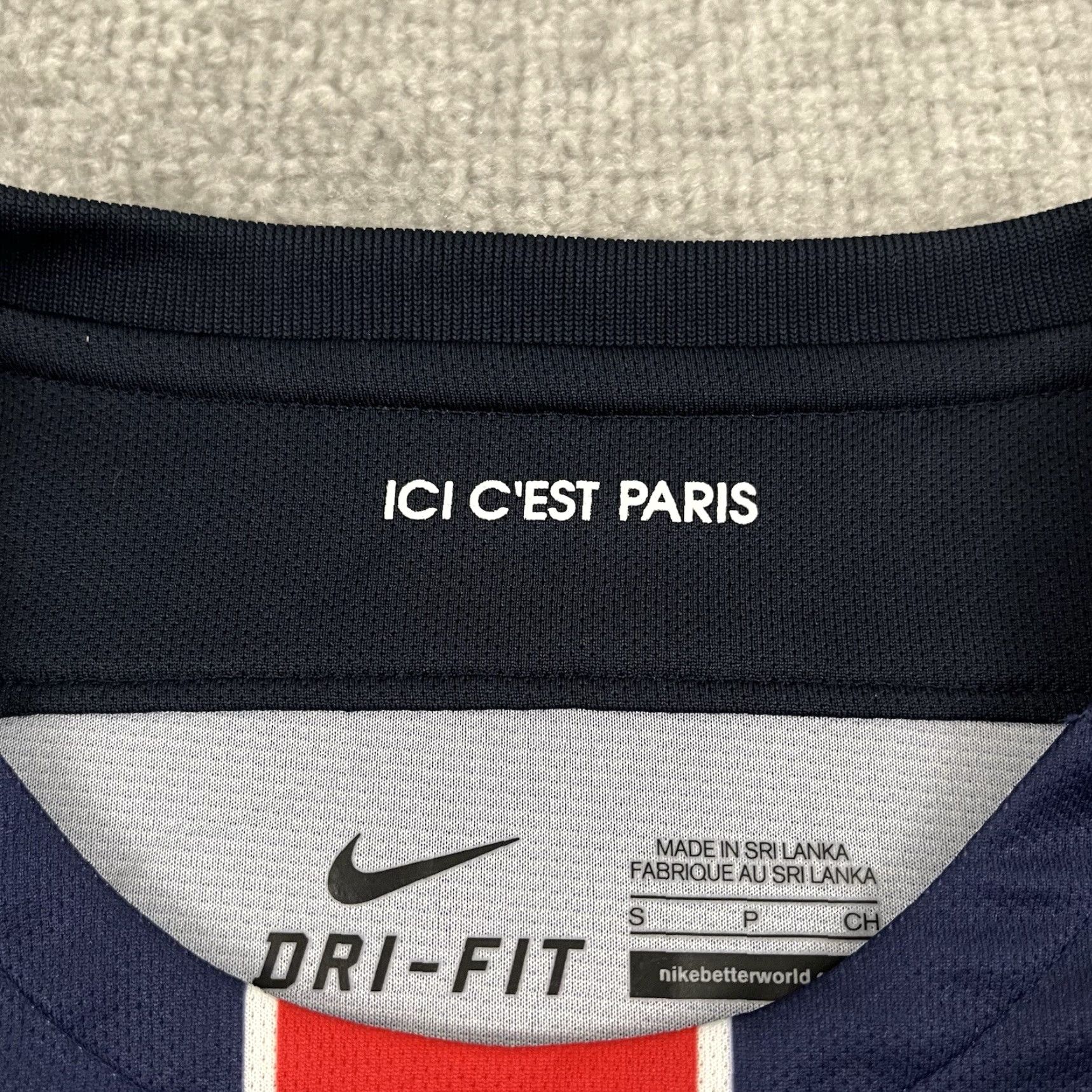 Nike VINTAGE Nike Shirt Mens Small Blue PSG Paris Saint Germain 2015/16 Home Jersey Soccer Size US S / EU 44-46 / 1 - 2 Thumbnail