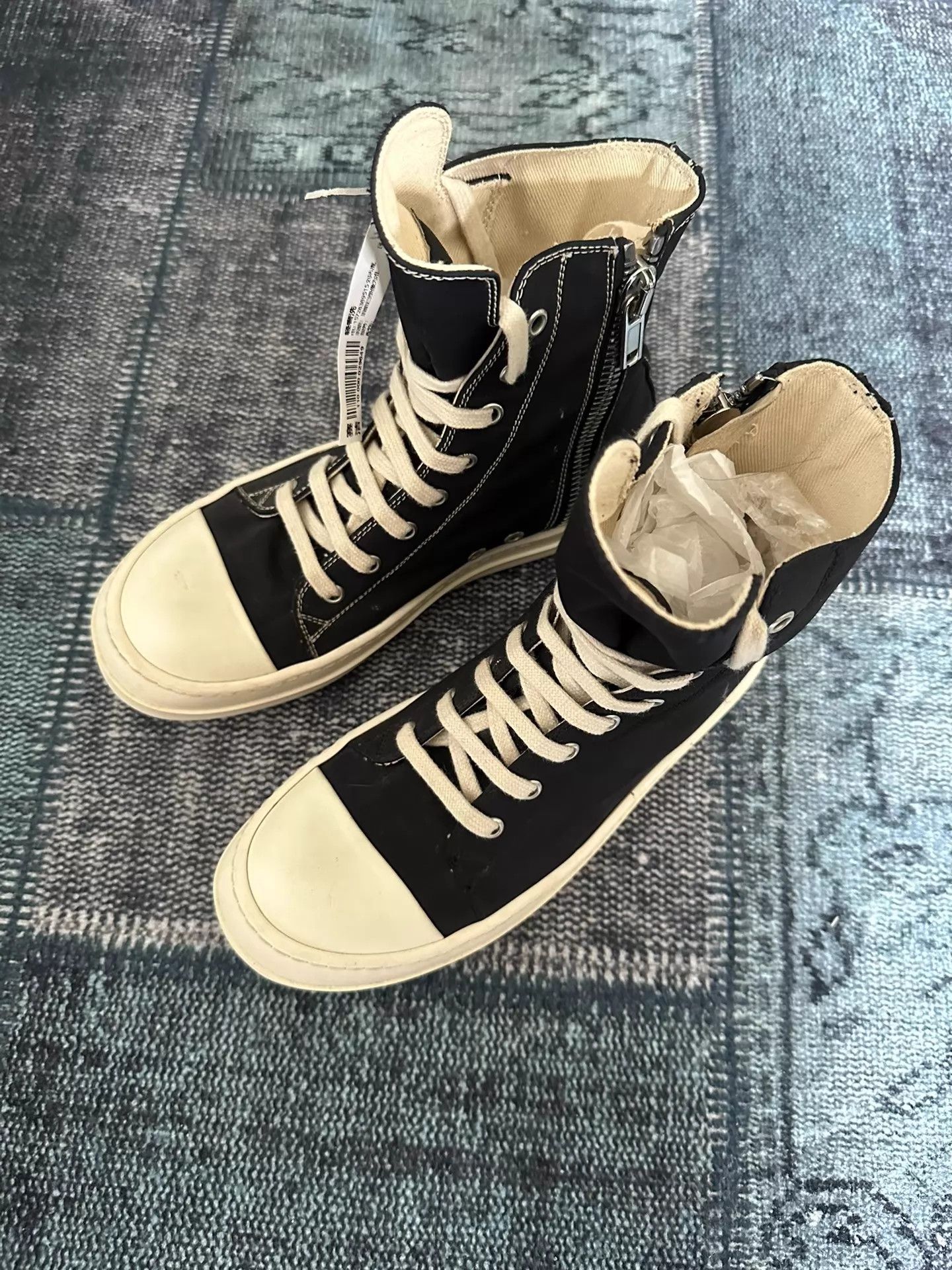Rick Owens Rick Owens DRKSHDW Women's Satin Converse Sneaker 39 Size US 8.5 / IT 38.5 - 3 Thumbnail