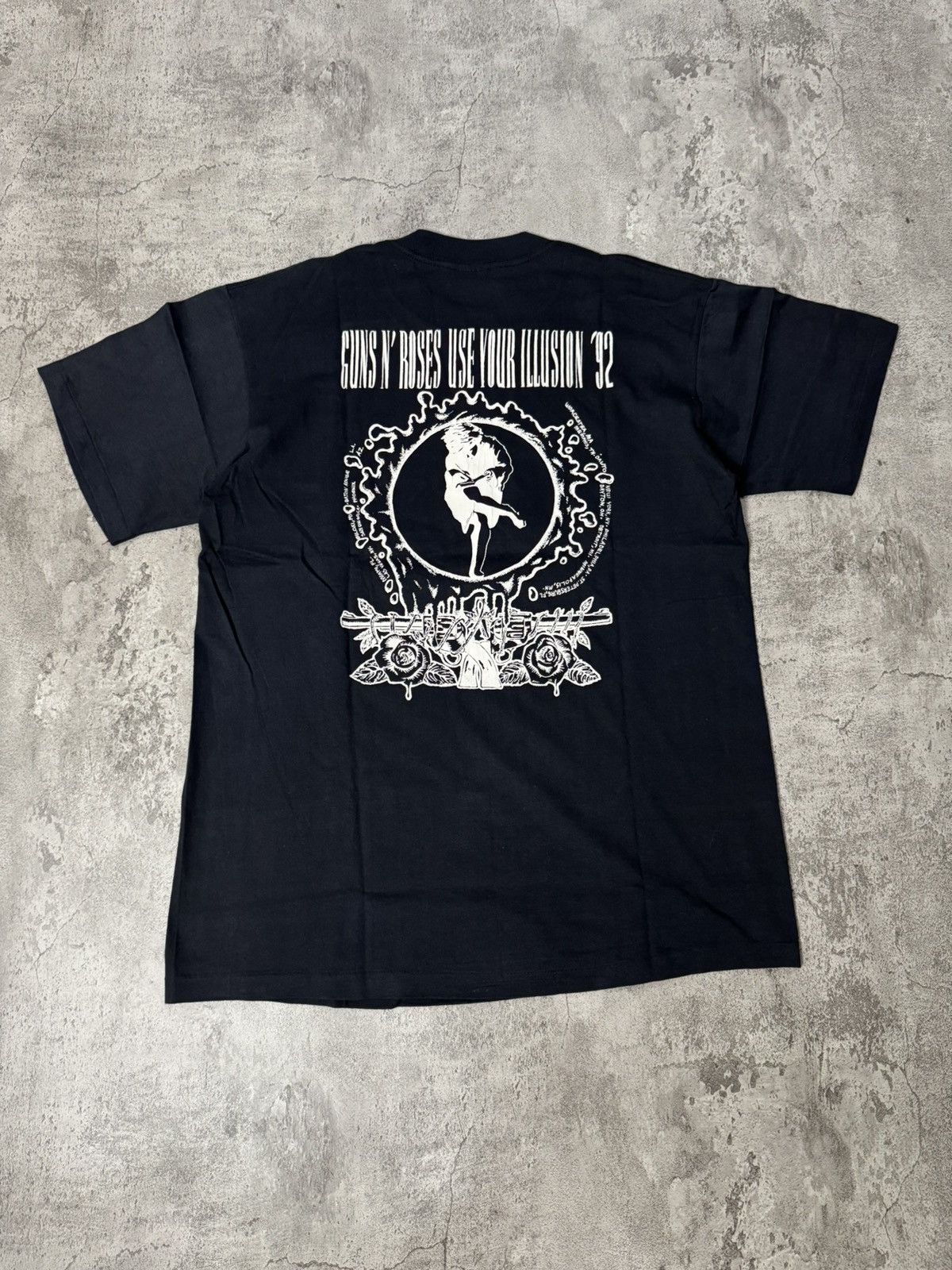 Band Tees VINTAGE GUNS N’ROSES USE YOUR ILLUSION 1992 TEES 🔥RARE ART🔥 Size US XL / EU 56 / 4 - 3 Thumbnail