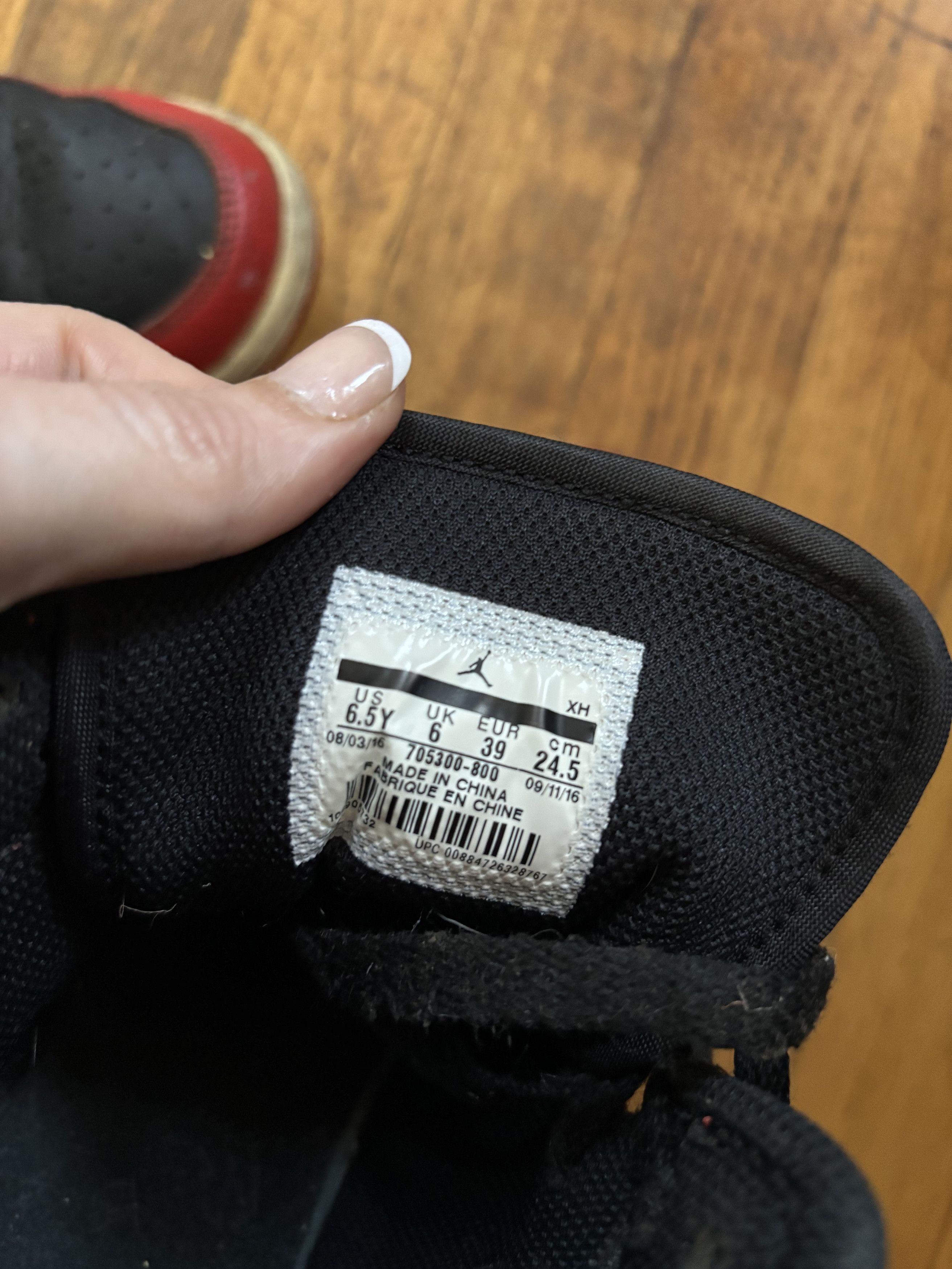 Jordan Brand Air Jordan 1 Size US 6 / EU 39 - 5 Thumbnail