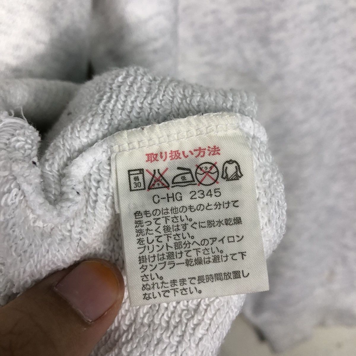 Japanese Brand 📌Vintage Sweatshirt Crewneck Asics Full Print Size US M / EU 48-50 / 2 - 16 Thumbnail