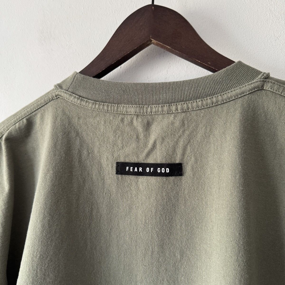 Fear of God 🔥 Fear of God 6th Sixth Collection Reflective Logo T-Shirt Size US M / EU 48-50 / 2 - 6 Thumbnail