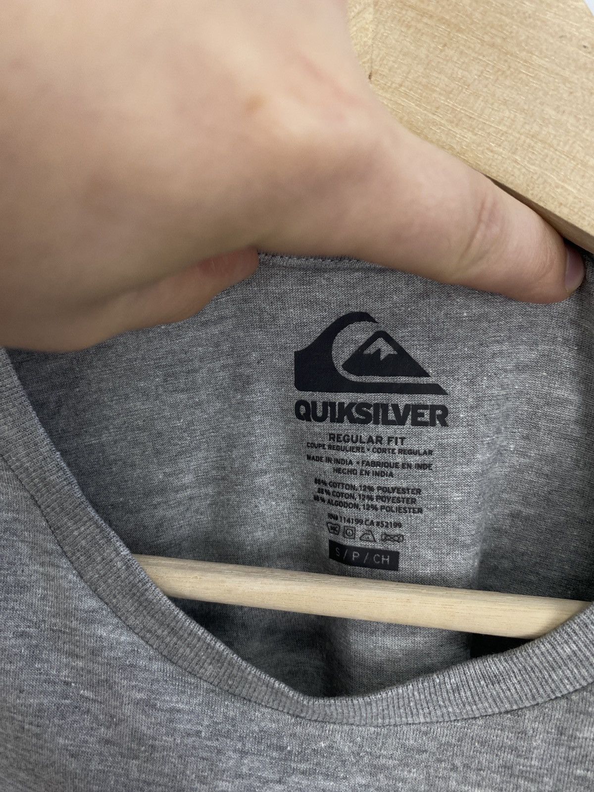 Quiksilver × Vintage 💀 Vintage Y2K Quiksilver Skull Sclerpion girl t-shirt Size US S / EU 44-46 / 1 - 6 Thumbnail