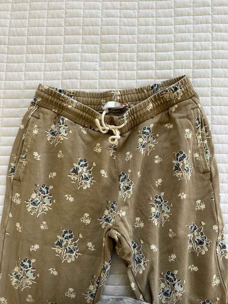 Kith Kith Begonia Floral Williams I Sweatpant 'Canvas' Medium Size US 32 / EU 48 - 6 Thumbnail