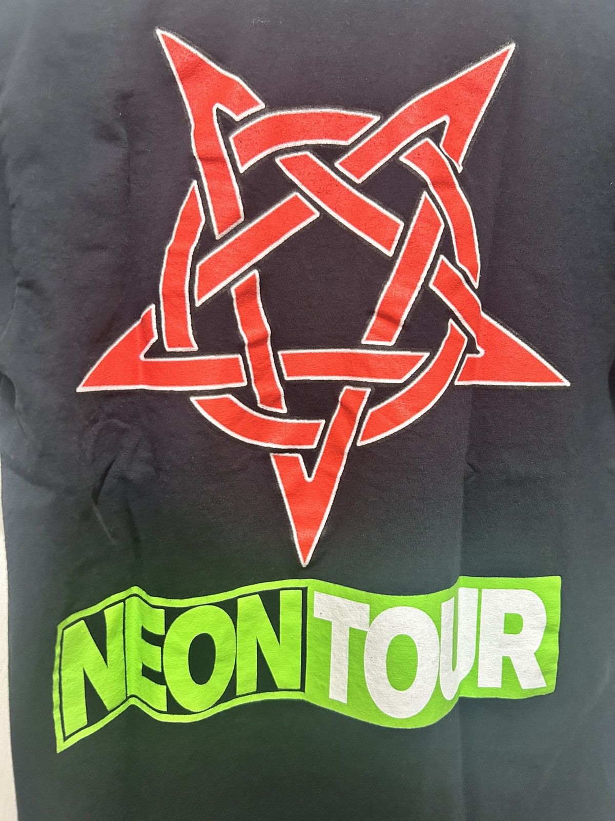 Band Tees × Playboi Carti Playboi Carti Neon Tour Tshirt Size US M / EU 48-50 / 2 - 5 Thumbnail