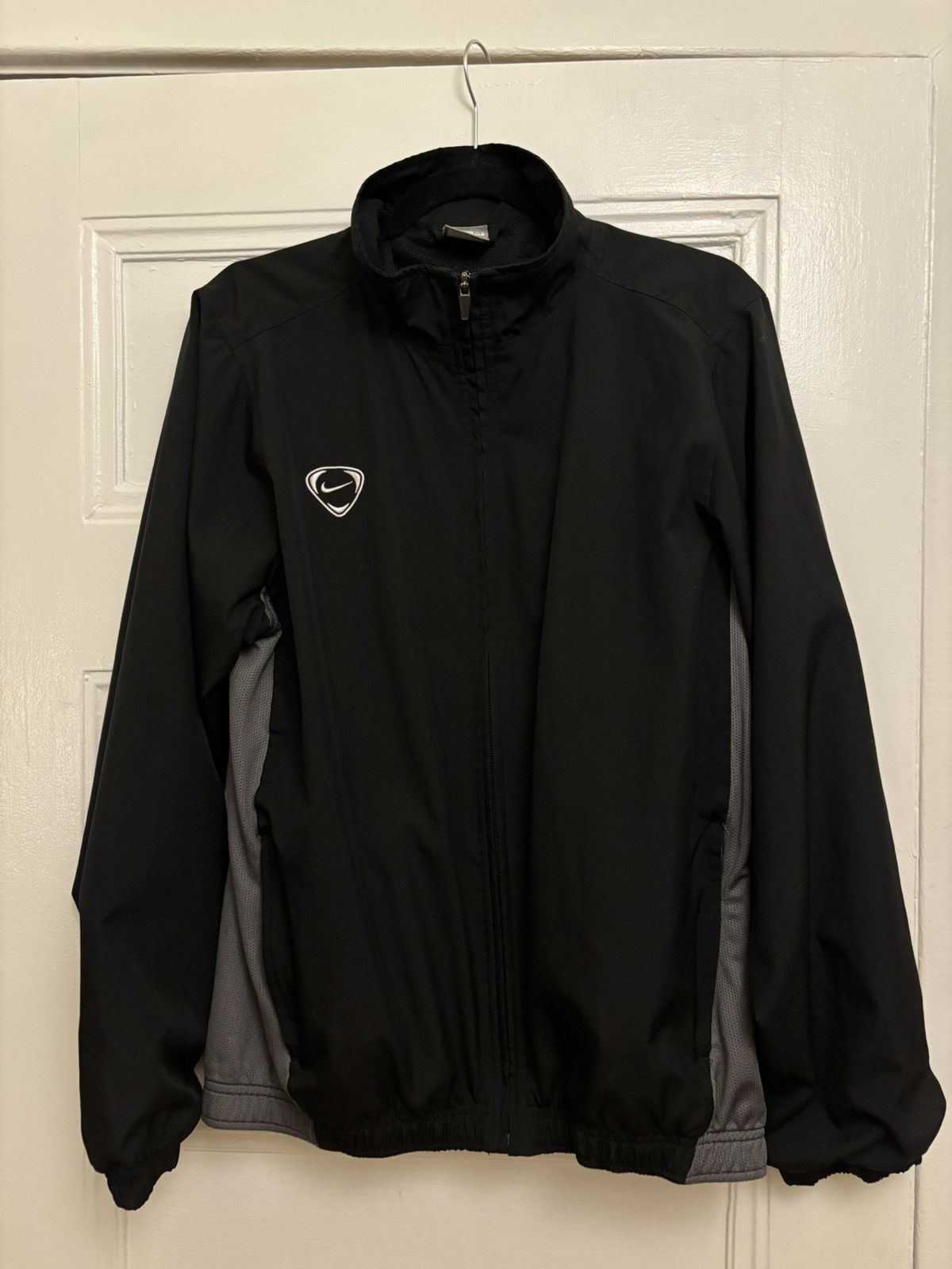 Nike Nike Windbreaker - y2k Vintage Size US M / EU 48-50 / 2 - 3 Thumbnail