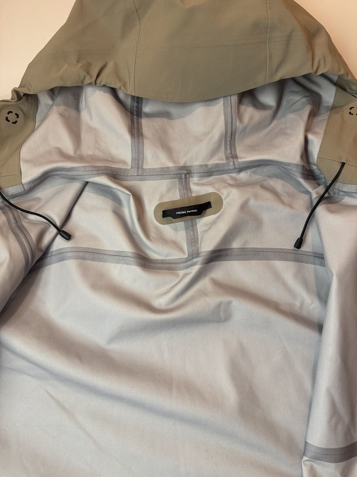 Arc'teryx HIKING PATROL 3L Shell Jacket Size US M / EU 48-50 / 2 - 10 Thumbnail