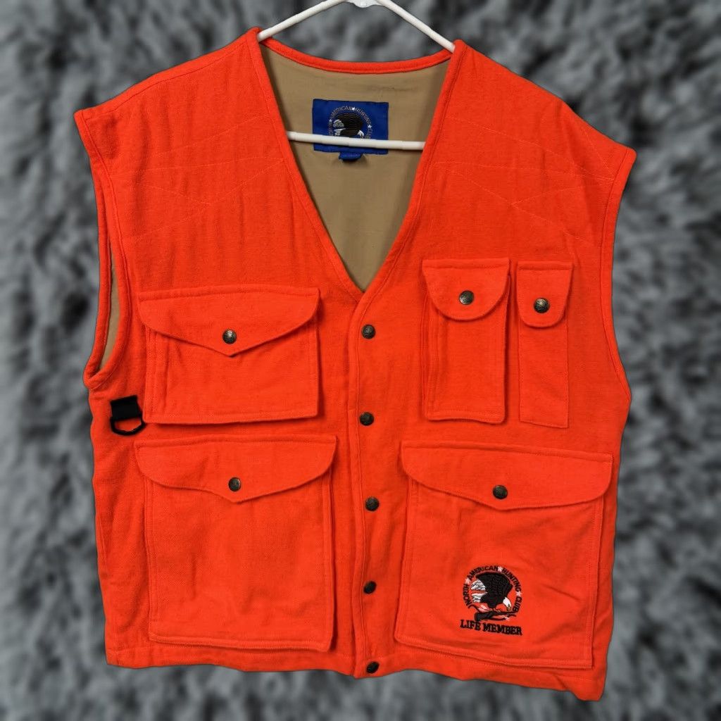 Vintage VINTAGE North American Hunting Club Life Member Vest Mens L Orange Quilted Crewneck Snap Pocketed Gamebag 00s Size US L / EU 52-54 / 3 - 1 Thumbnail