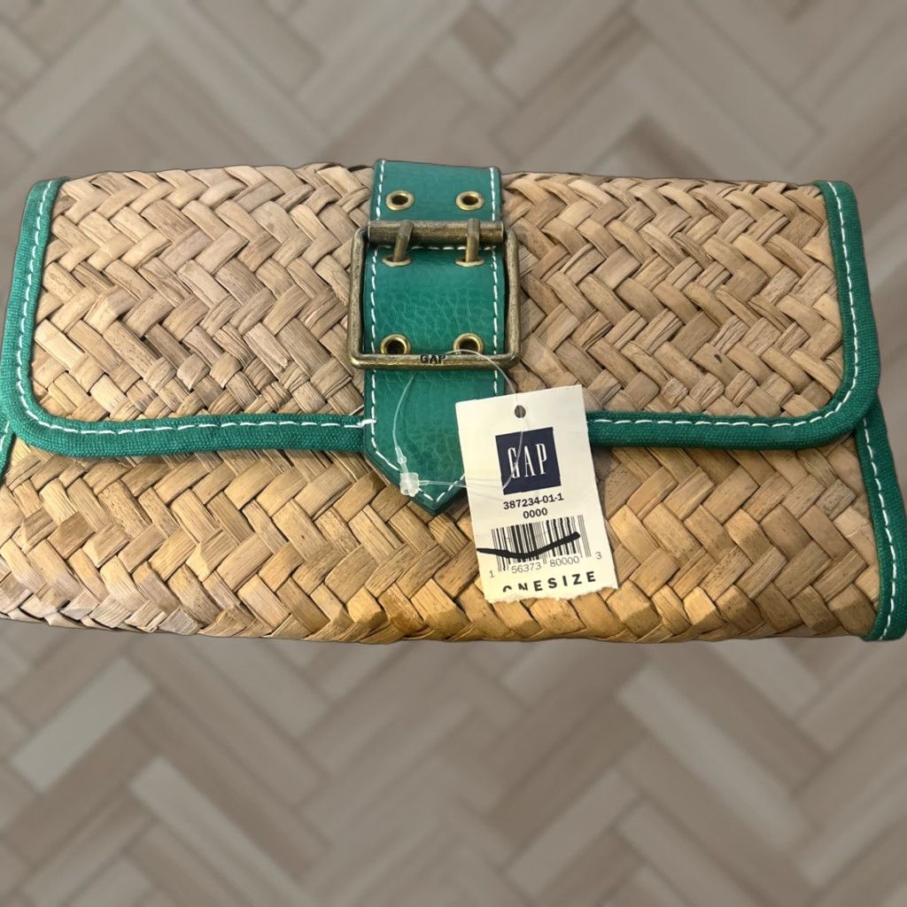 Gap Gap NWT Wicker Straw Purse Clutch Women Small Natural Taupe Beach Classic Lined Inner Pockets Size ONE SIZE - 1 Thumbnail