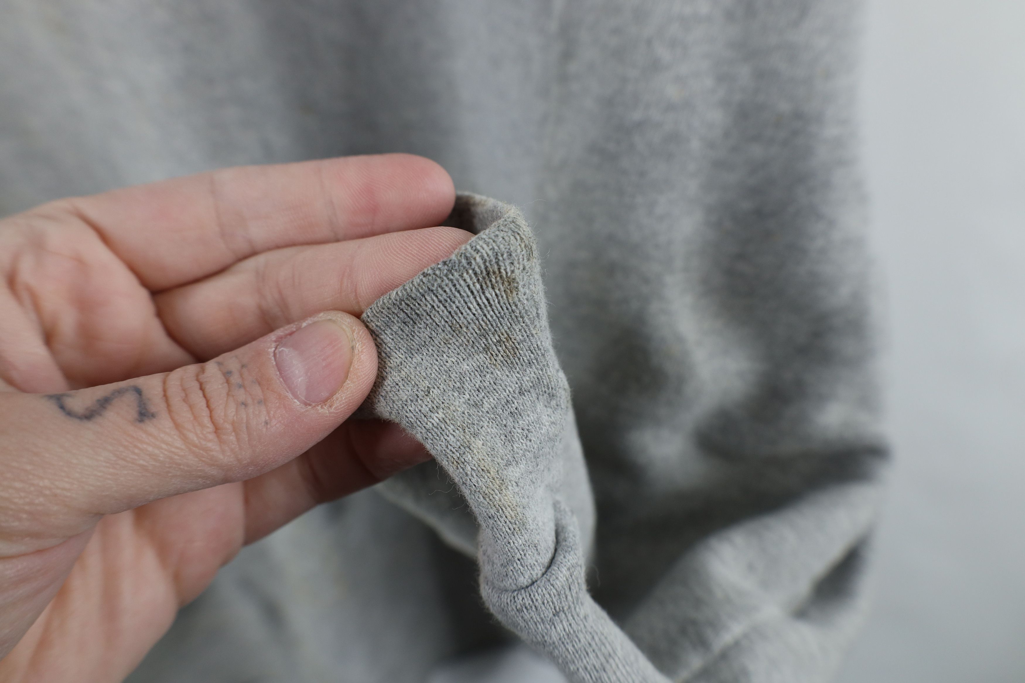 Nike × Vintage Vintage 90s Nike Athletics Spell Felt Patch Sweatshirt USA Size US L / EU 52-54 / 3 - 10 Thumbnail