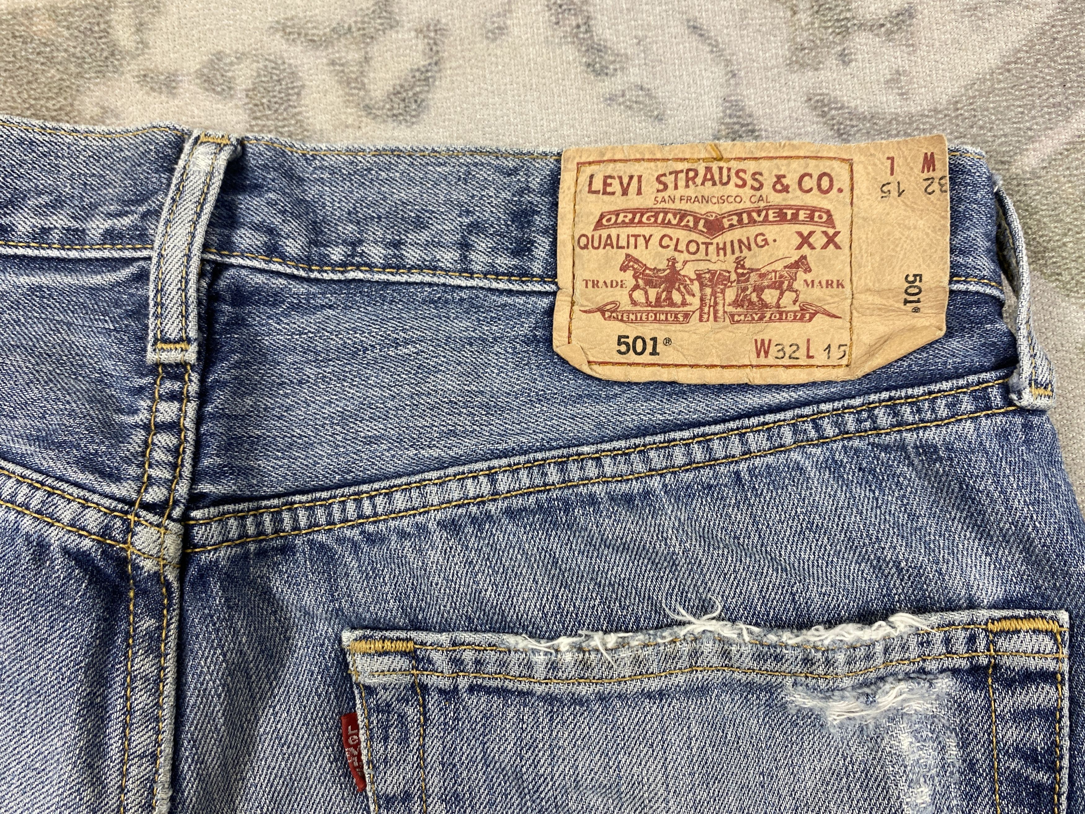 Levi's Vintage Levi's 501 Jeans 32x15.5 Short Denim - JN3756 Size US 32 / EU 48 - 9 Thumbnail