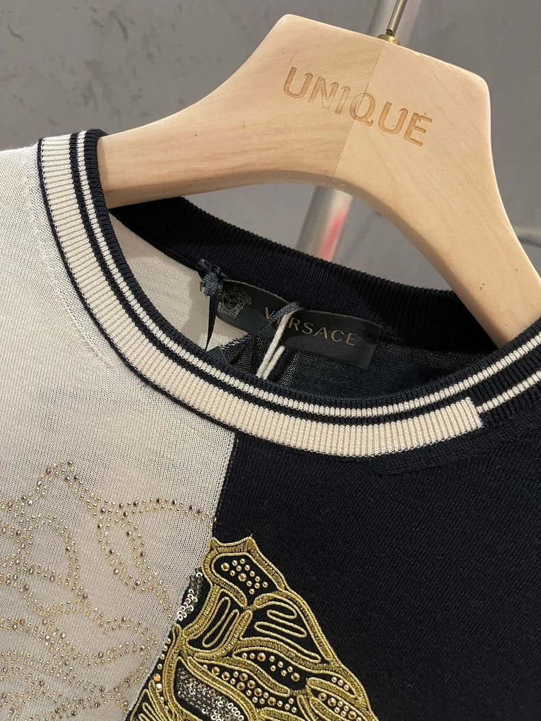 Versace Versace Couple wool sweater Size US S / EU 44-46 / 1 - 2 Thumbnail