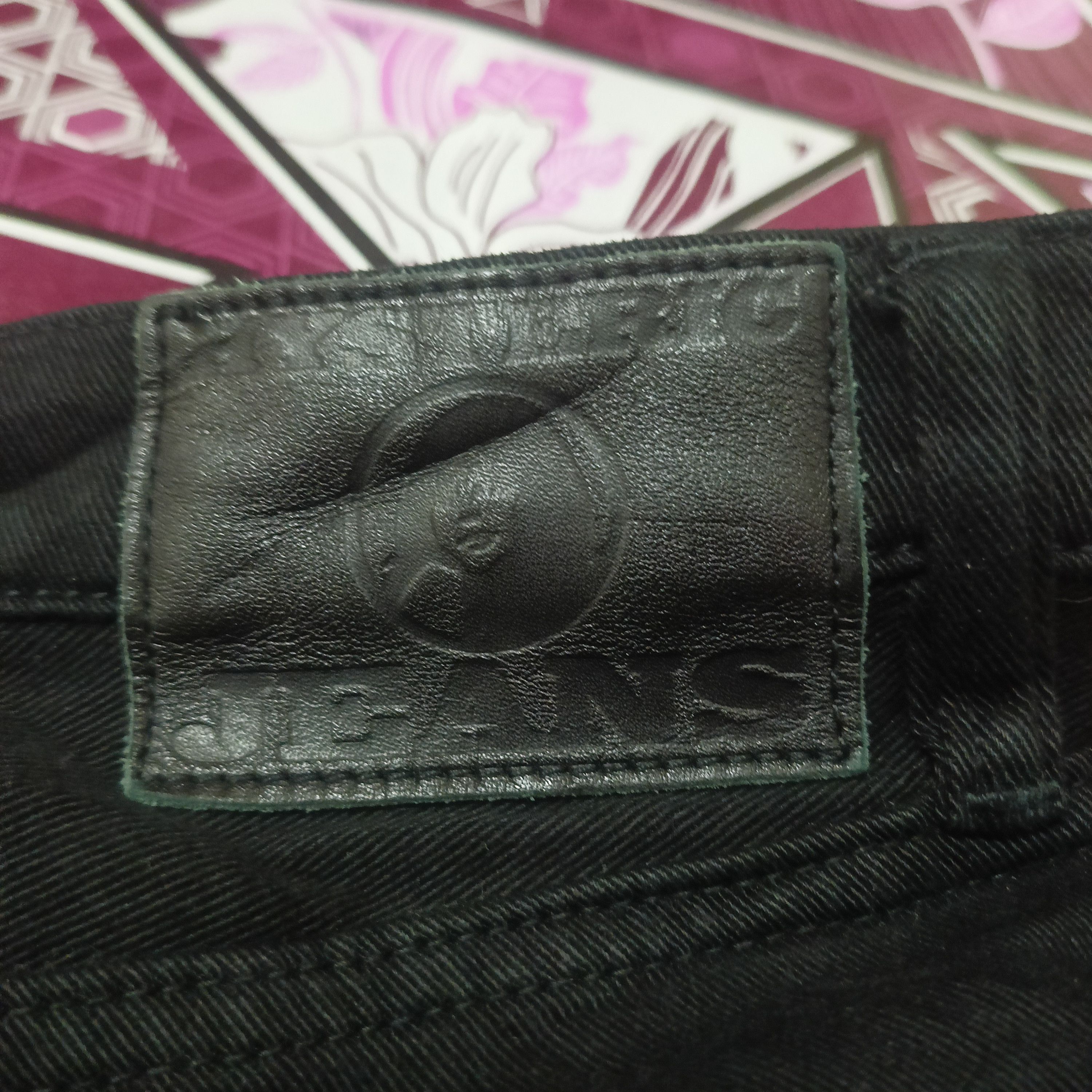 Hysteric Glamour Hysteric Glamour diatressed studded skinny jeans Size 26" / US 2 / IT 38 - 19 Thumbnail