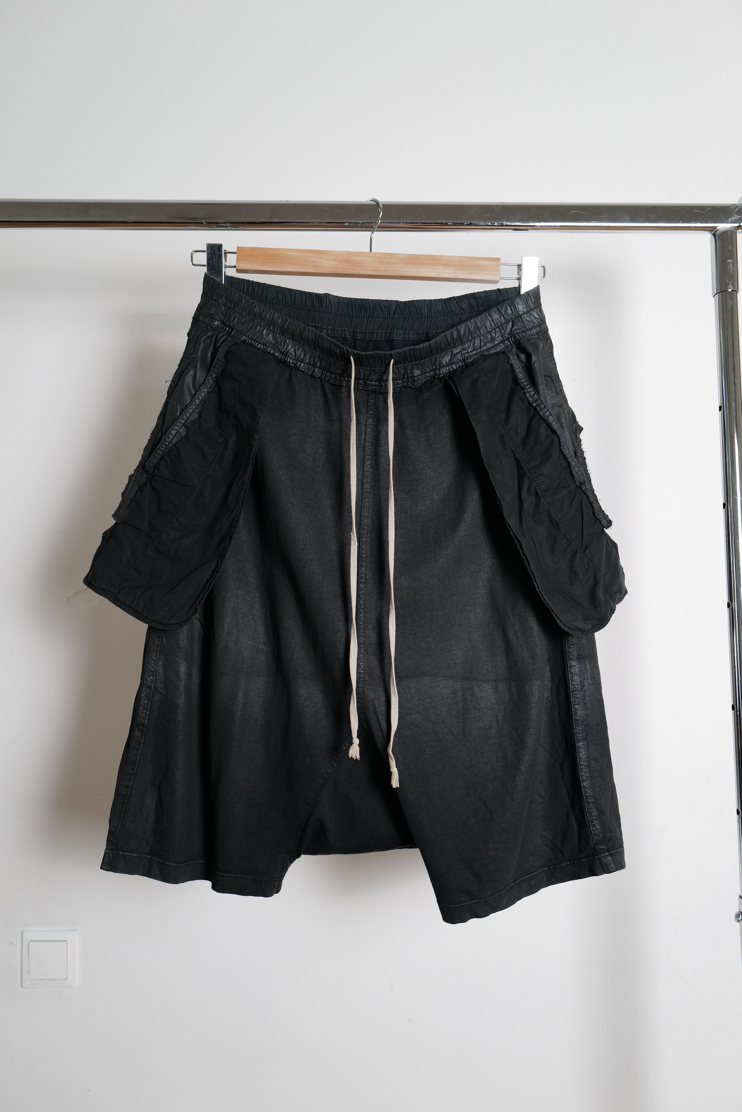 Rick Owens ARCHIVE WAXED INSIDEOUT SHORTS Size US 34 / EU 50 - 18 Thumbnail