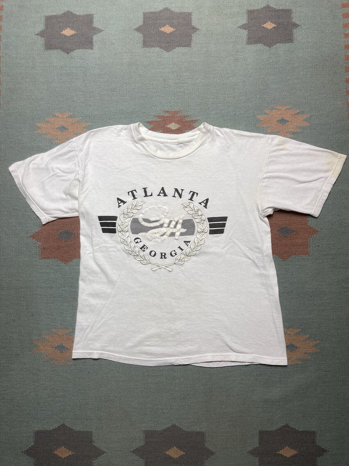 Vintage Vtg t shirt Atlanta Georgia GA crest destination tee boxy L Size US L / EU 52-54 / 3 - 1 Thumbnail