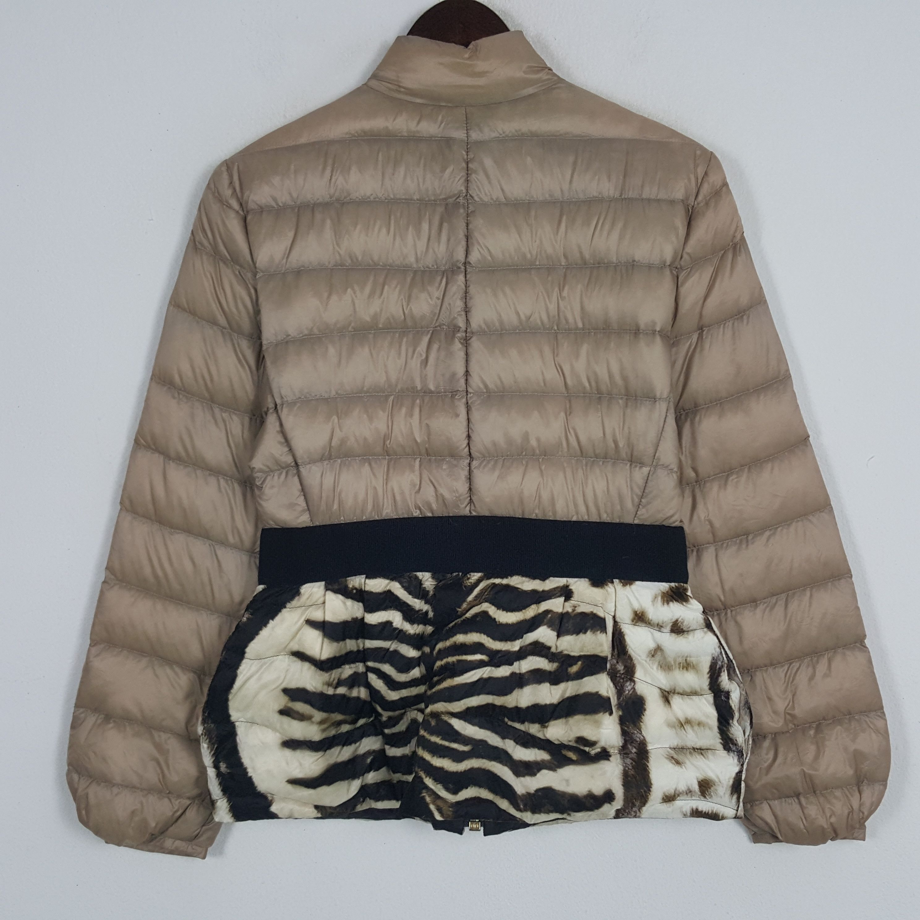 Moncler × Vintage Vintage Moncler Italy Zebra Puffer Jacket Size S / US 4 / IT 40 - 3 Thumbnail