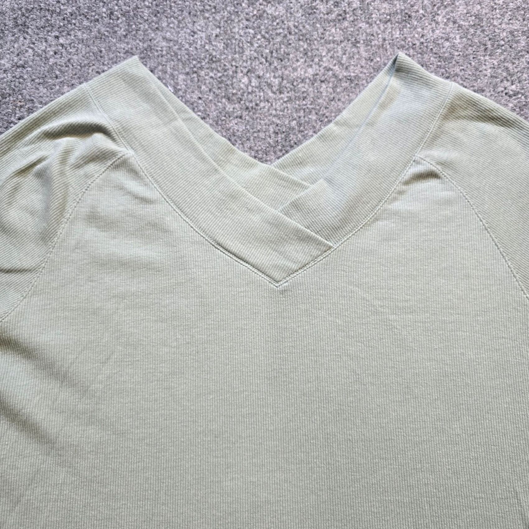 Soft Surroundings Soft Surroundings Top Womens L Green Ribbed Stretch Double V Neck Blouse Casual Size L / US 10 / IT 46 - 2 Thumbnail