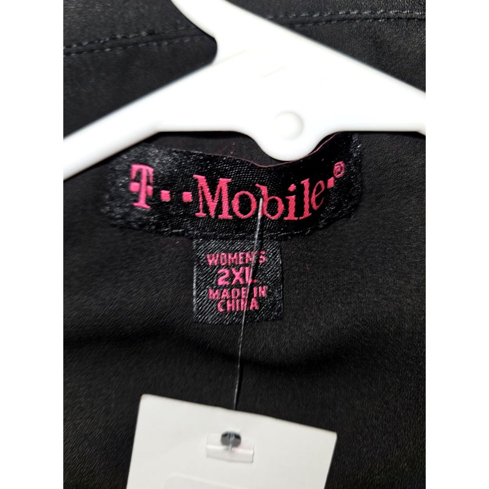 Vintage VINTAGE T-Mobile Magenta Gear Blouse NWT Women's 2XL Black Sheer Tunic V-Neck Size XXL / US 16-18 / IT 52-54 - 2 Thumbnail