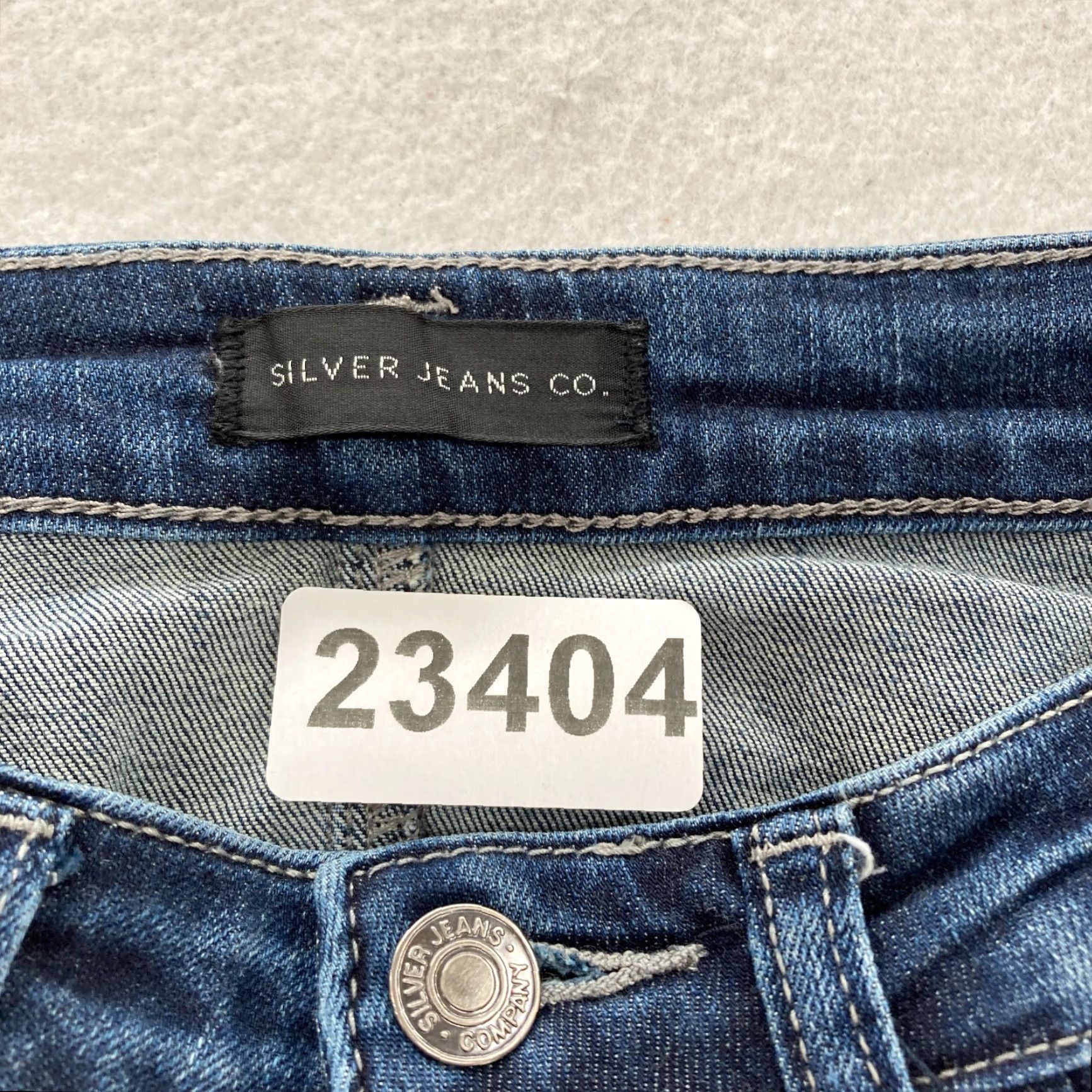 Silver Jeans Co. Silver Jeans High Note Skinny Women's 27x27 Dark Wash Blue Stretch Denim Grunge Jeans Size 27" / US 4 / IT 40 - 5 Thumbnail