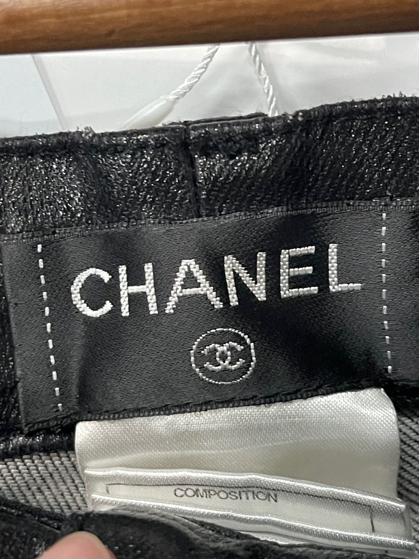 Chanel Chanel leather short 34 99 new Size 25" / US 0 / IT 36 - 5 Thumbnail