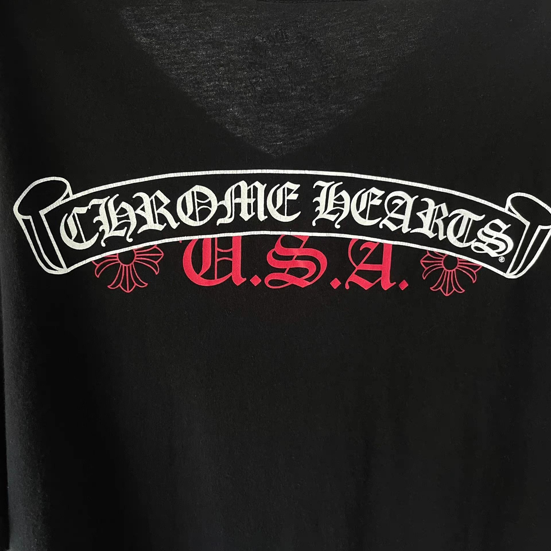 Chrome Hearts Chrome Hearts CH Black Scroll USA Limited V-Neck T-Shirt Size US L / EU 52-54 / 3 - 5 Thumbnail