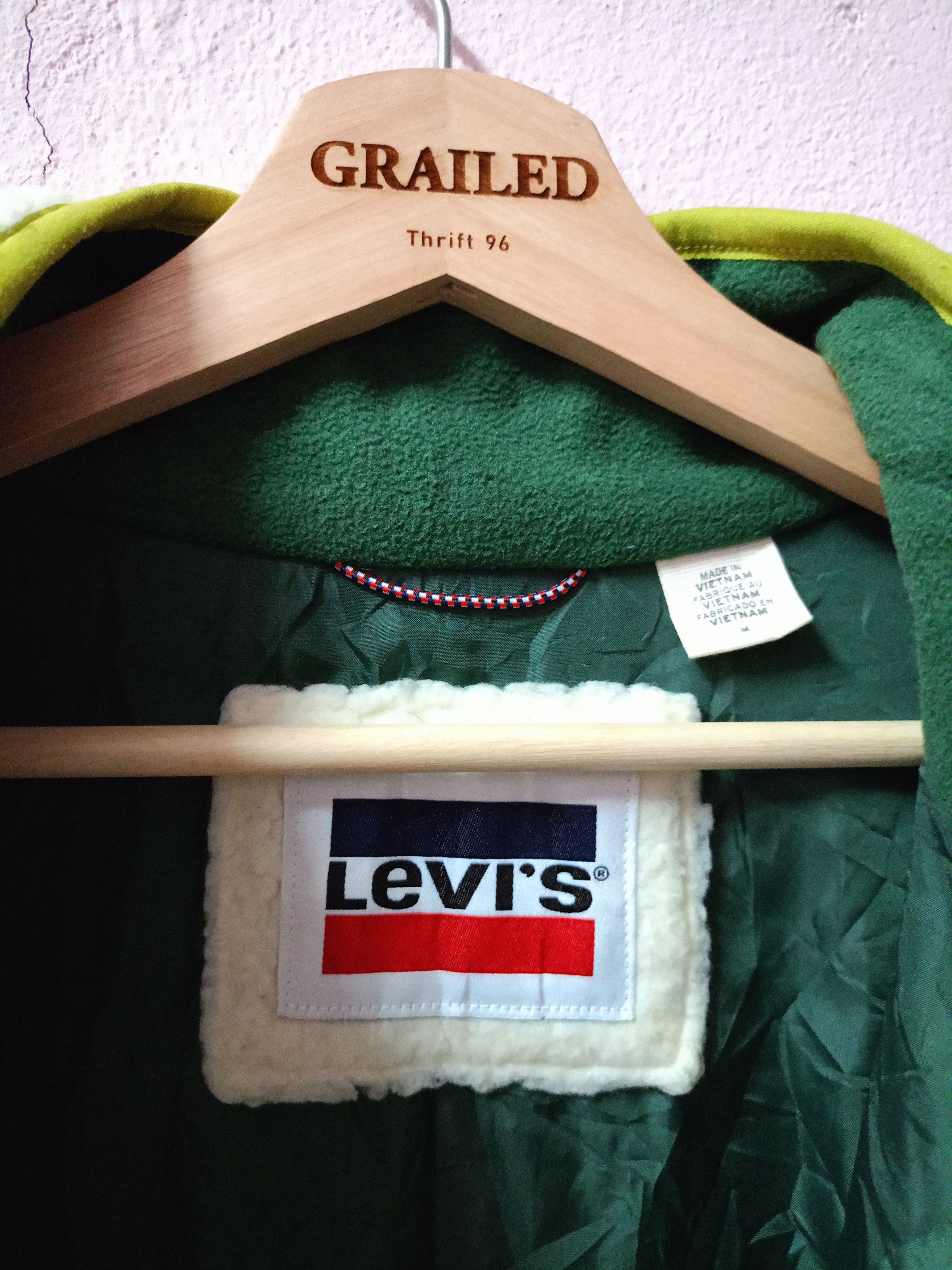 Levi's × Vintage Fleece vintage Levi's 2001 X accept offer Size US M / EU 48-50 / 2 - 5 Thumbnail