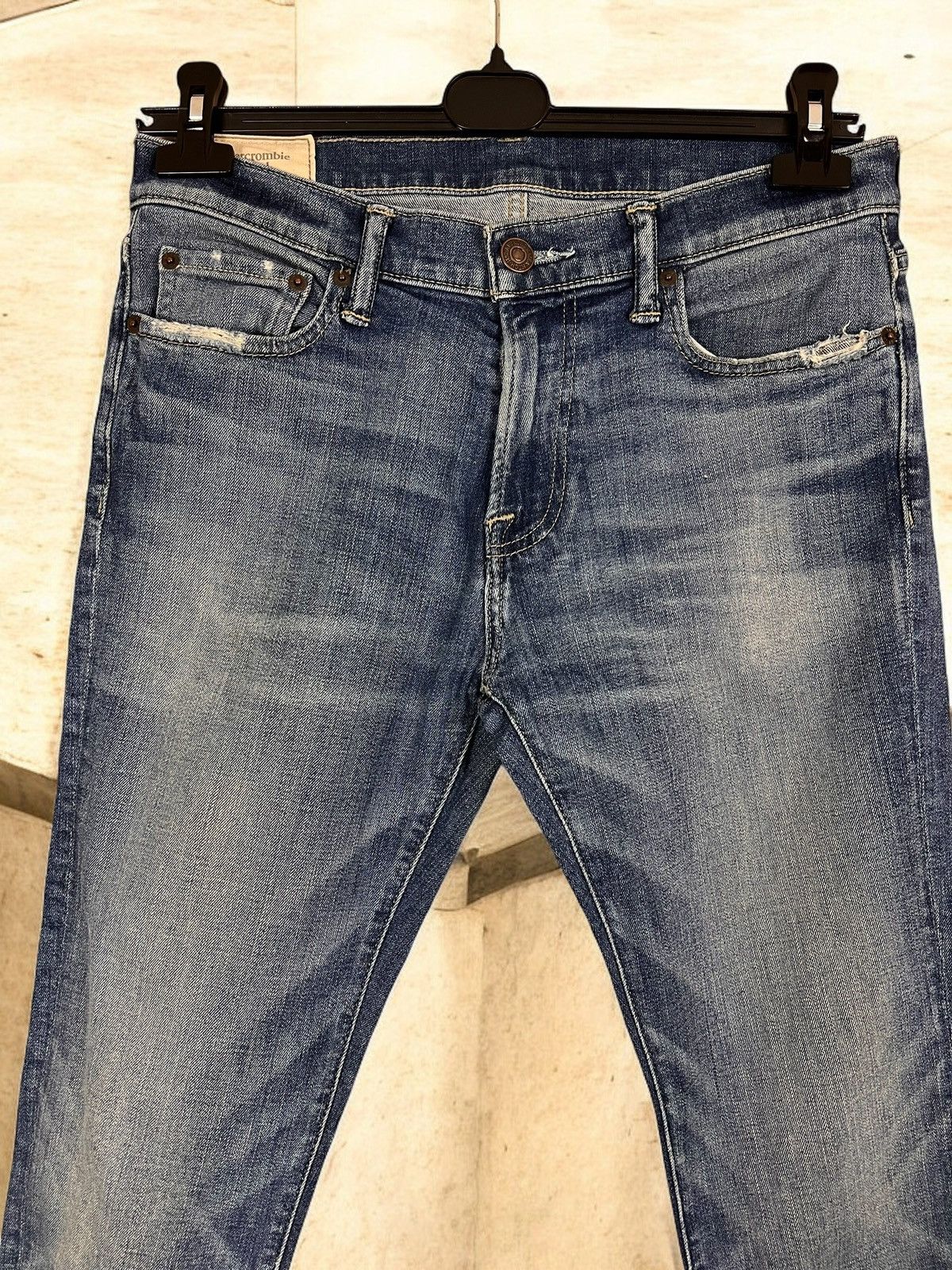 Abercrombie & Fitch Abercrombie & Fitch super skinny jeans size W31 L32 Size US 31 - 2 Thumbnail