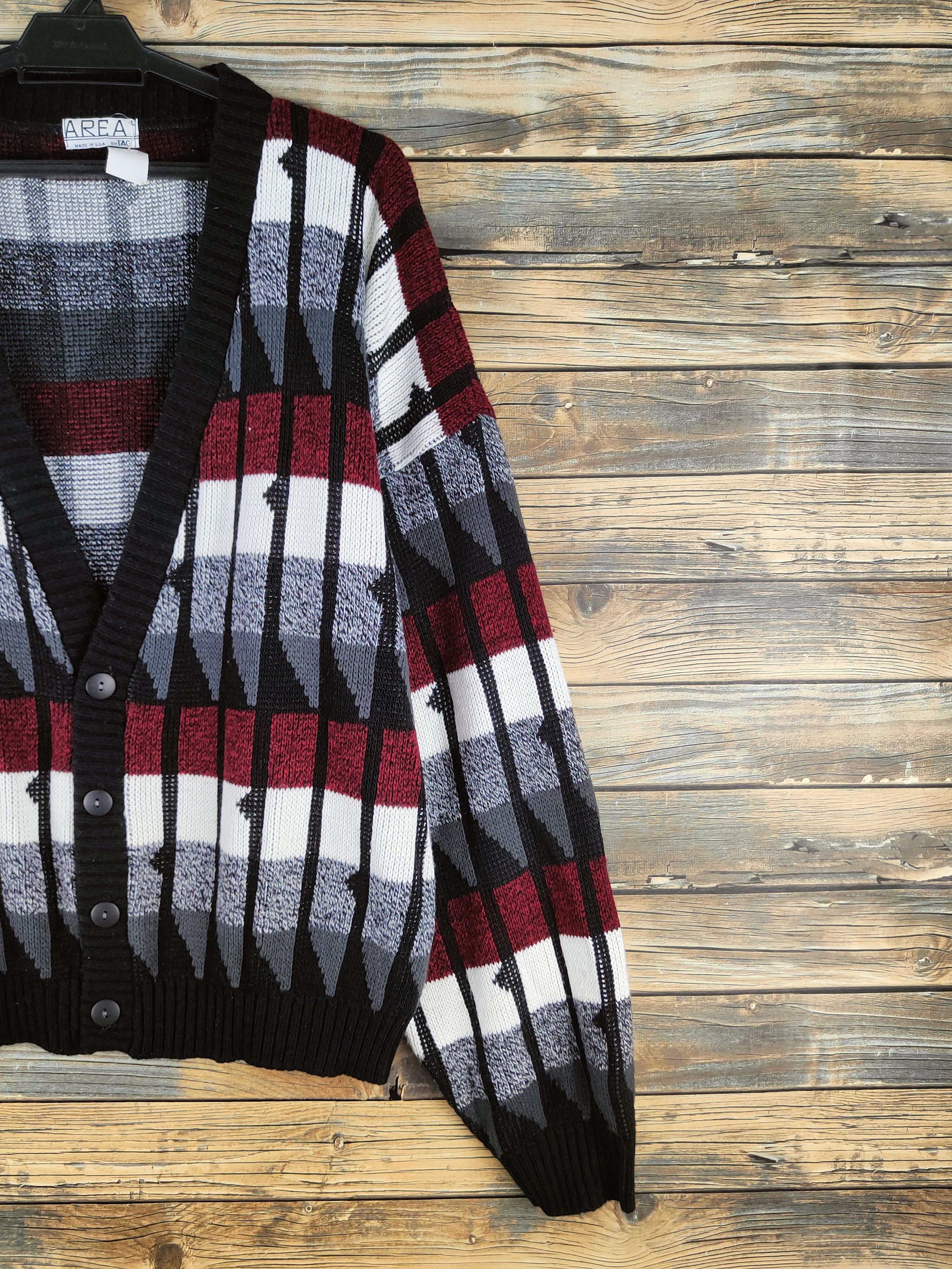 Japanese Brand DL Area Black White Red Knitwear Cardigan #46-854 Size US L / EU 52-54 / 3 - 5 Thumbnail