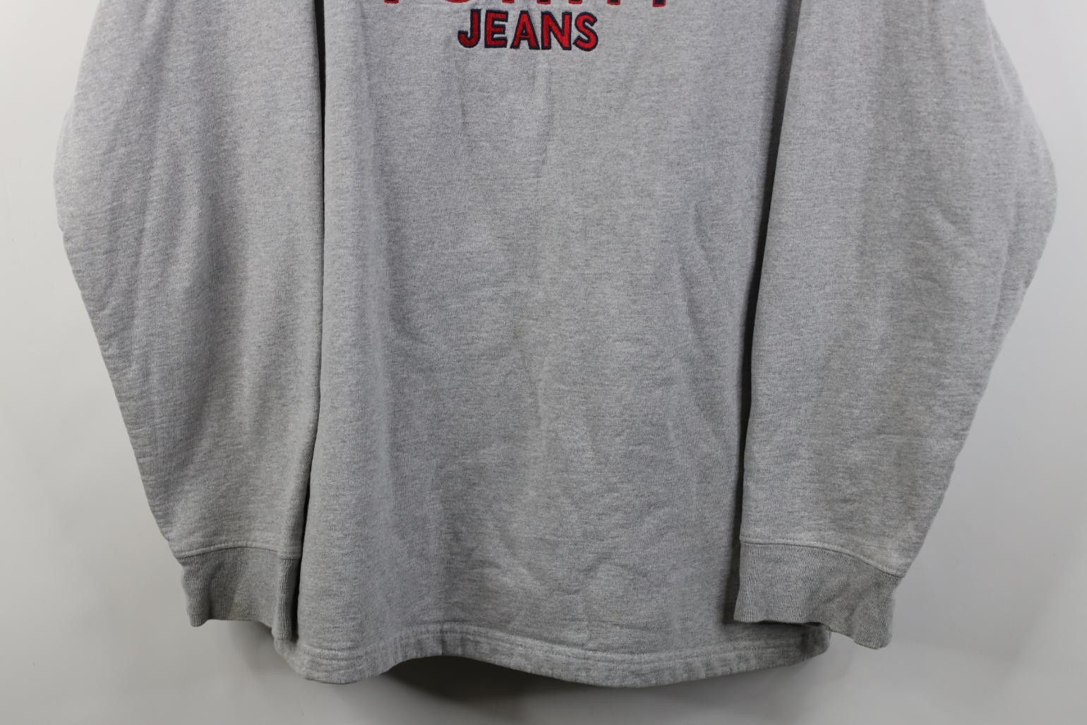 Tommy Hilfiger Vintage 90s Tommy Hilfiger Spell Tommy Jeans Sweatshirt Gray Size US XL / EU 56 / 4 - 3 Thumbnail