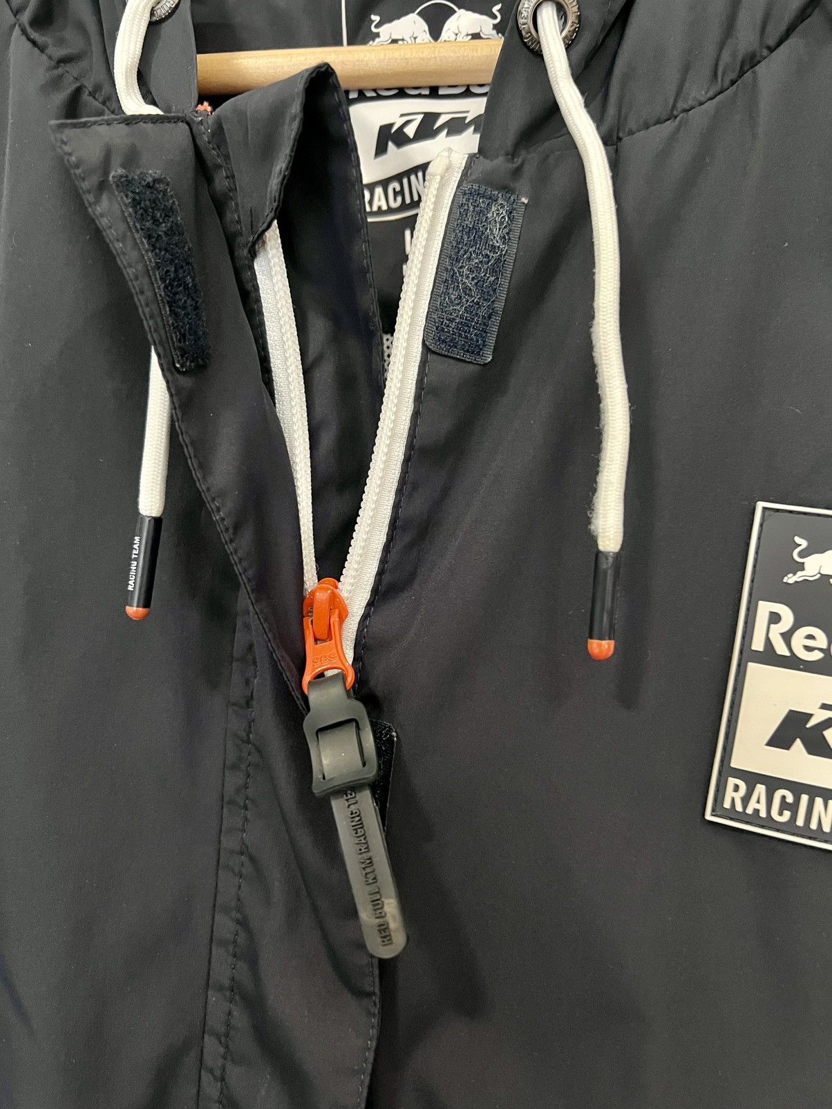 Other Red Bull KTM Racing Team Windbreaker Team Gear Size L Size US L / EU 52-54 / 3 - 7 Thumbnail