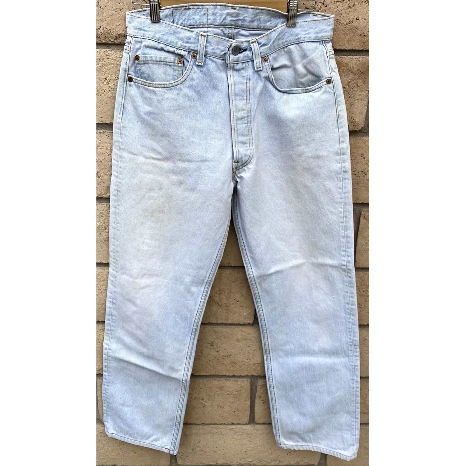 Levi's VINTAGE Levi's 501 Jeans Distressed Levis 501 Denim Jeans Regular Men 31 Blue Waist 31 Inseam 30.25 Inseam 30.25 Vintage See Pics Mens Size US 31 - 3 Thumbnail