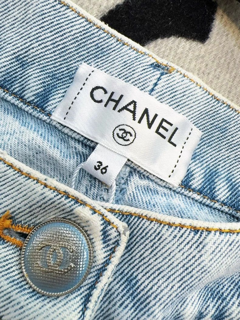 Chanel Chanel 22P Deer Print Light Blue Jeans Size 35" - 6 Thumbnail