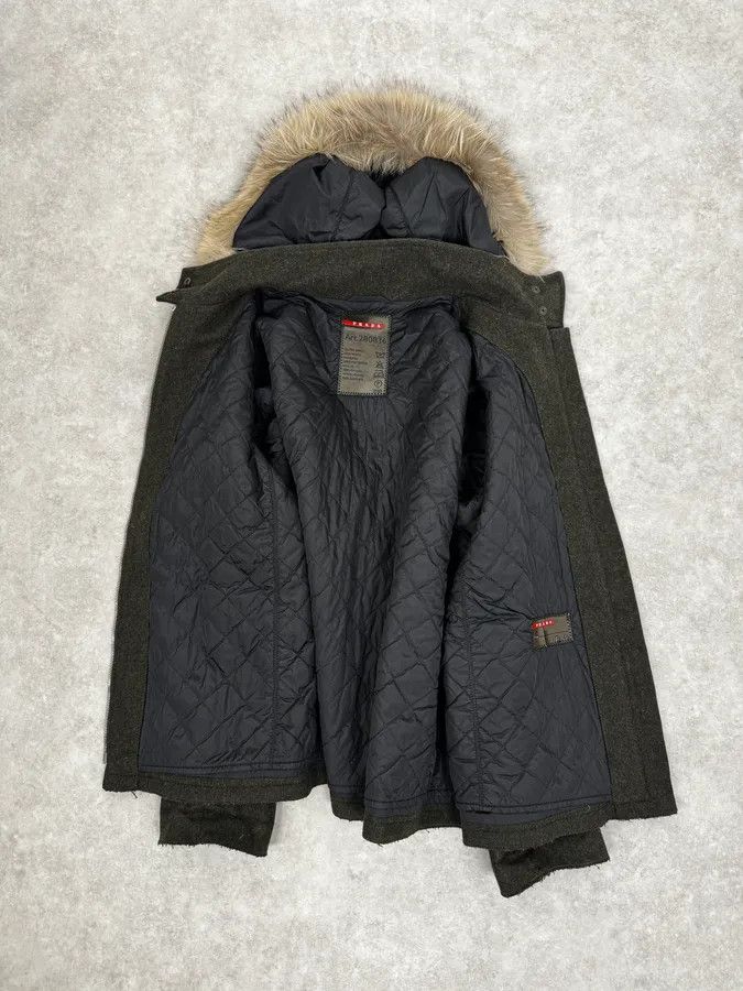 Prada 2000s Prada Fur Hood Green Wool Jacket Size US S / EU 44-46 / 1 - 7 Thumbnail