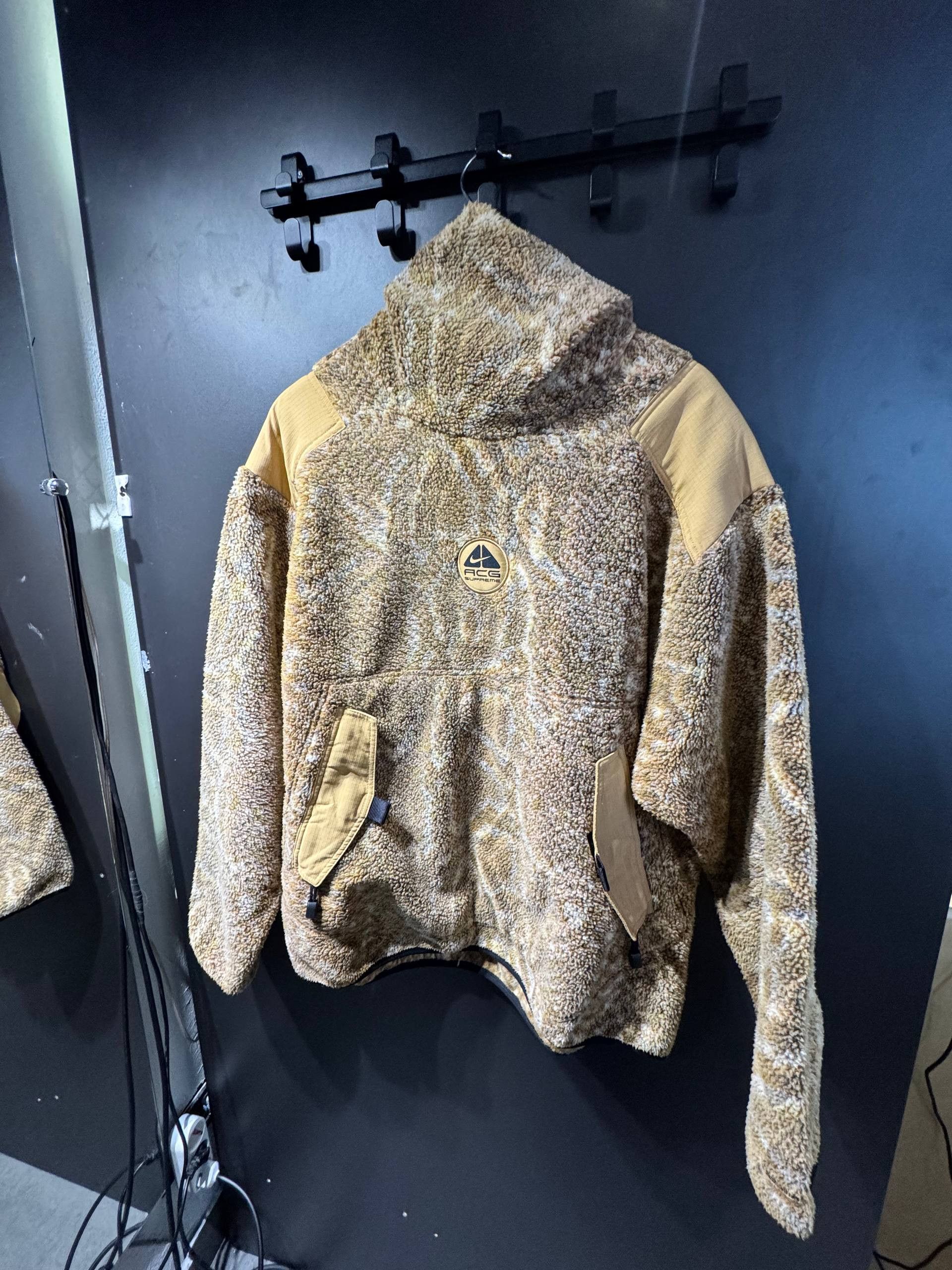 Nike × Supreme Nike ACG x Supreme Sherpa Ninja Fleece Tech Size US L / EU 52-54 / 3 - 1 Thumbnail
