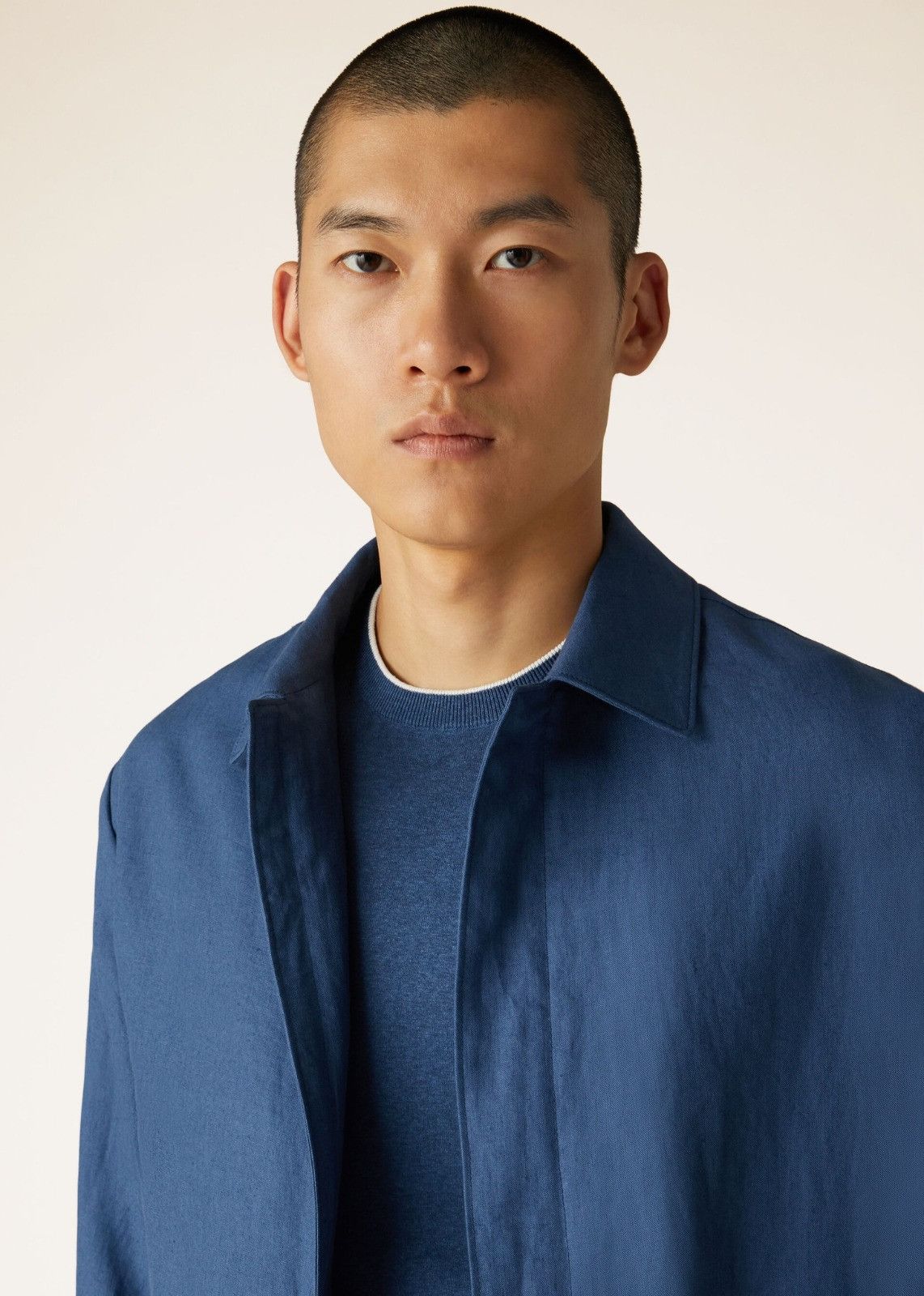 Loro Piana o1srvl11e1224 Girocollo Plain-Knitted T-Shirt in Navy Blue Size US XL / EU 56 / 4 - 1 Thumbnail