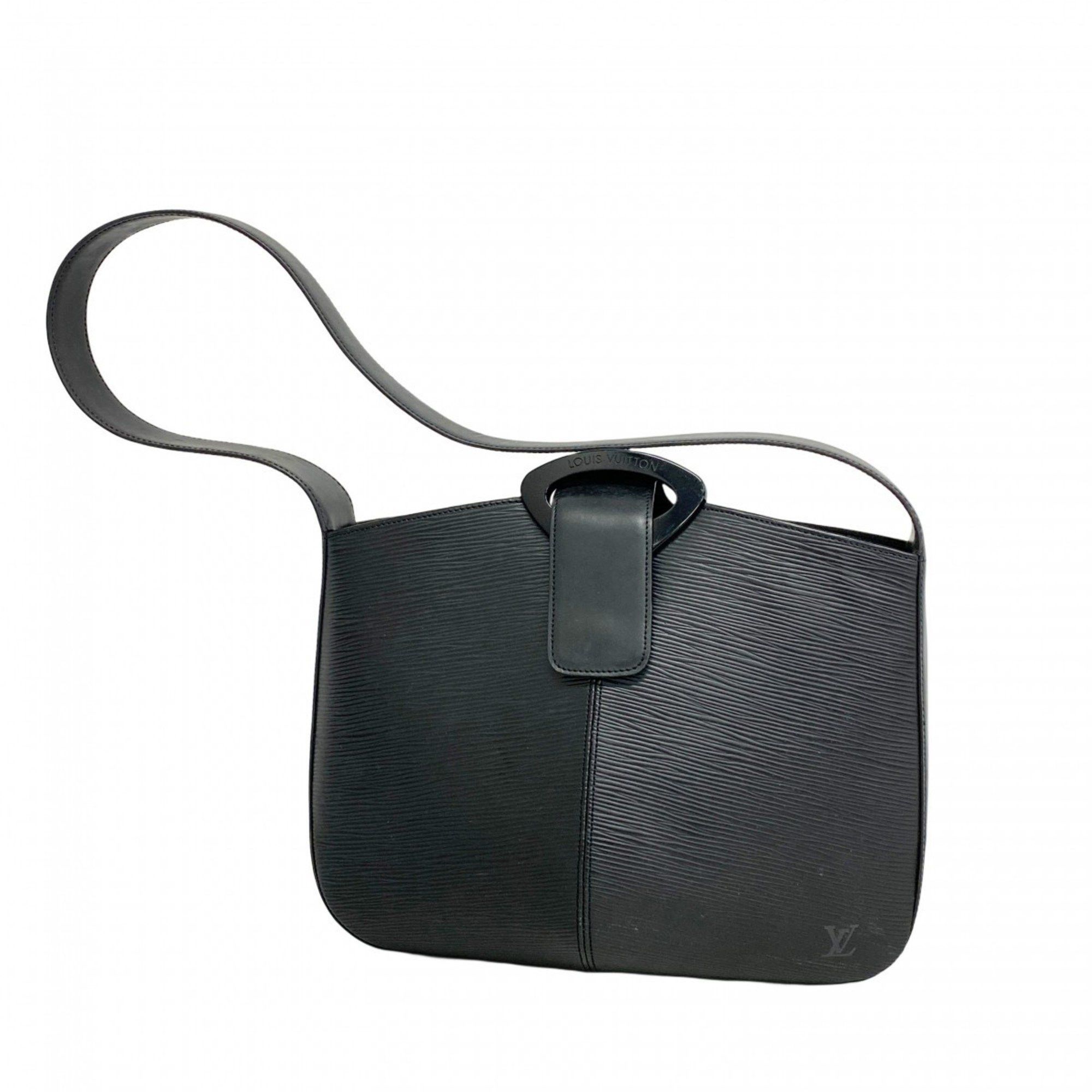 Louis Vuitton reverie shoulder