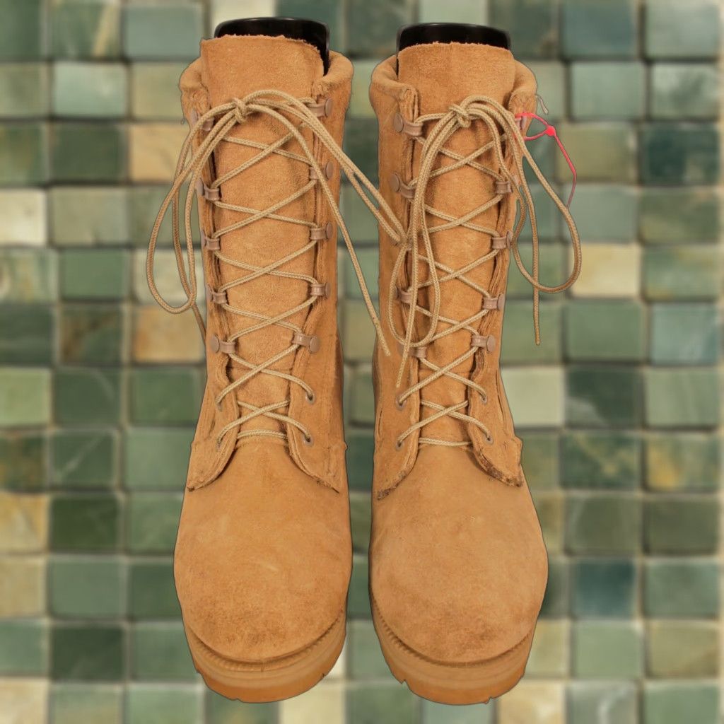 Vintage US Army Desert Boots Mens Boots 5.5 XS Suede Gore-tex Beige Army Combat Desert Boots Mens XW Suede Leather Shoes Size US 6 / EU 39 - 1 Thumbnail