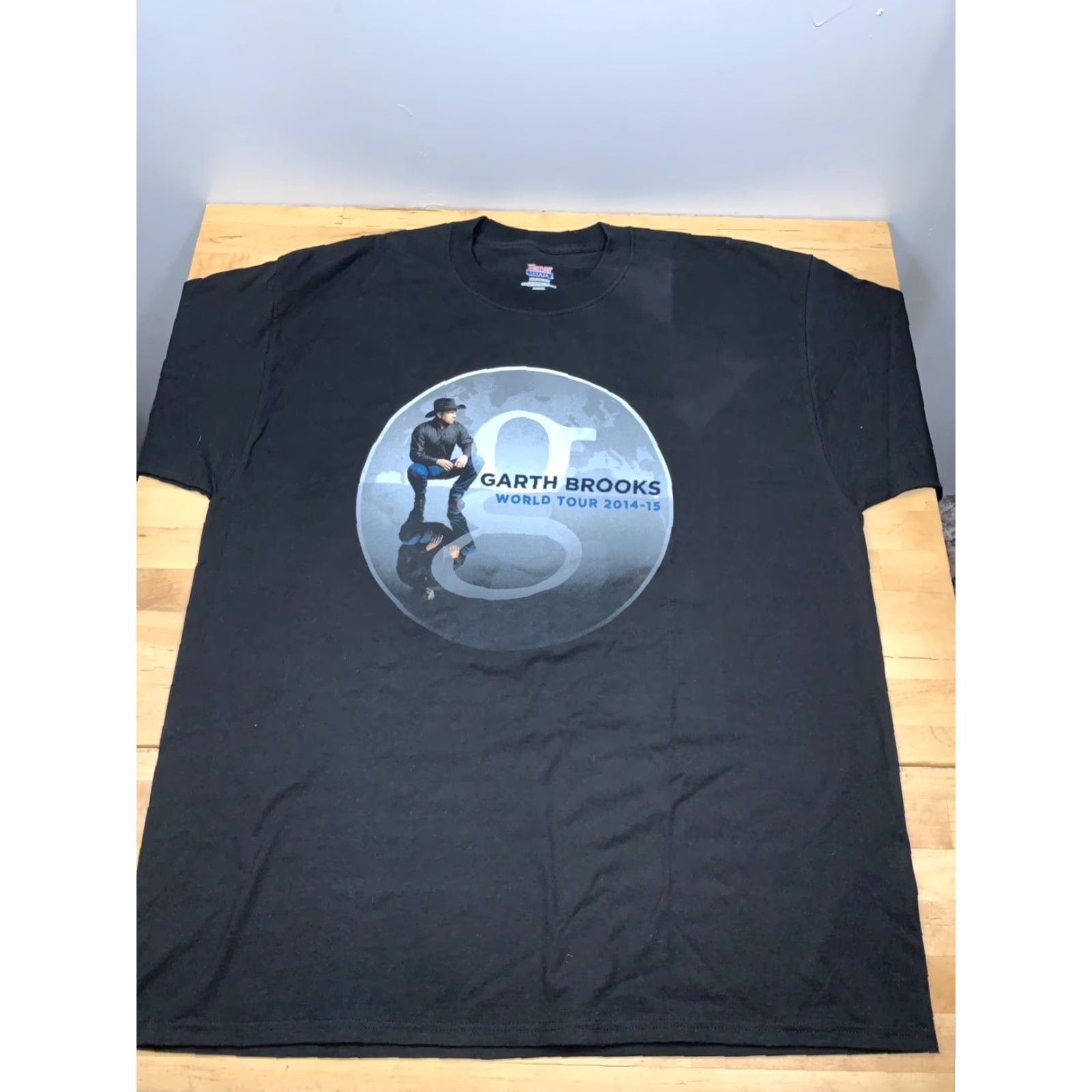 Hanes Garth Brooks 2014-15 World Tour T Shirt Merch Black 2XL Mens Hanes Crew Neck Short Sleeve #4542 Size US XXL / EU 58 / 5 - 3 Thumbnail