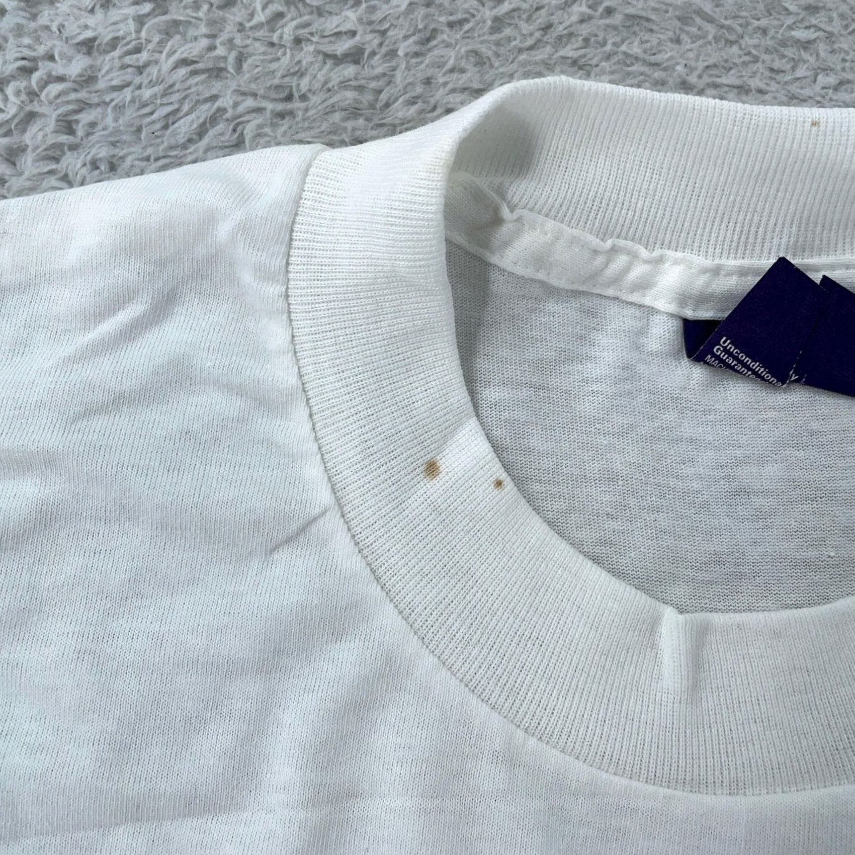Vintage VINTAGE B.V.D Shirt Mens S White Cotton Crewneck 90s Undershirt Solid Size US S / EU 44-46 / 1 - 3 Thumbnail