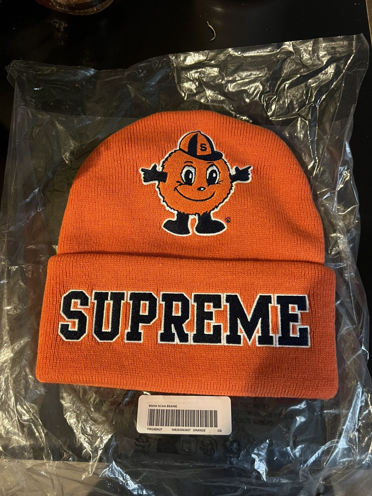 新品未開封 Supreme Mitchell&Ness NCAABeanie Supreme Mitchell & Ness NCAA Beanie (FW24) - $48