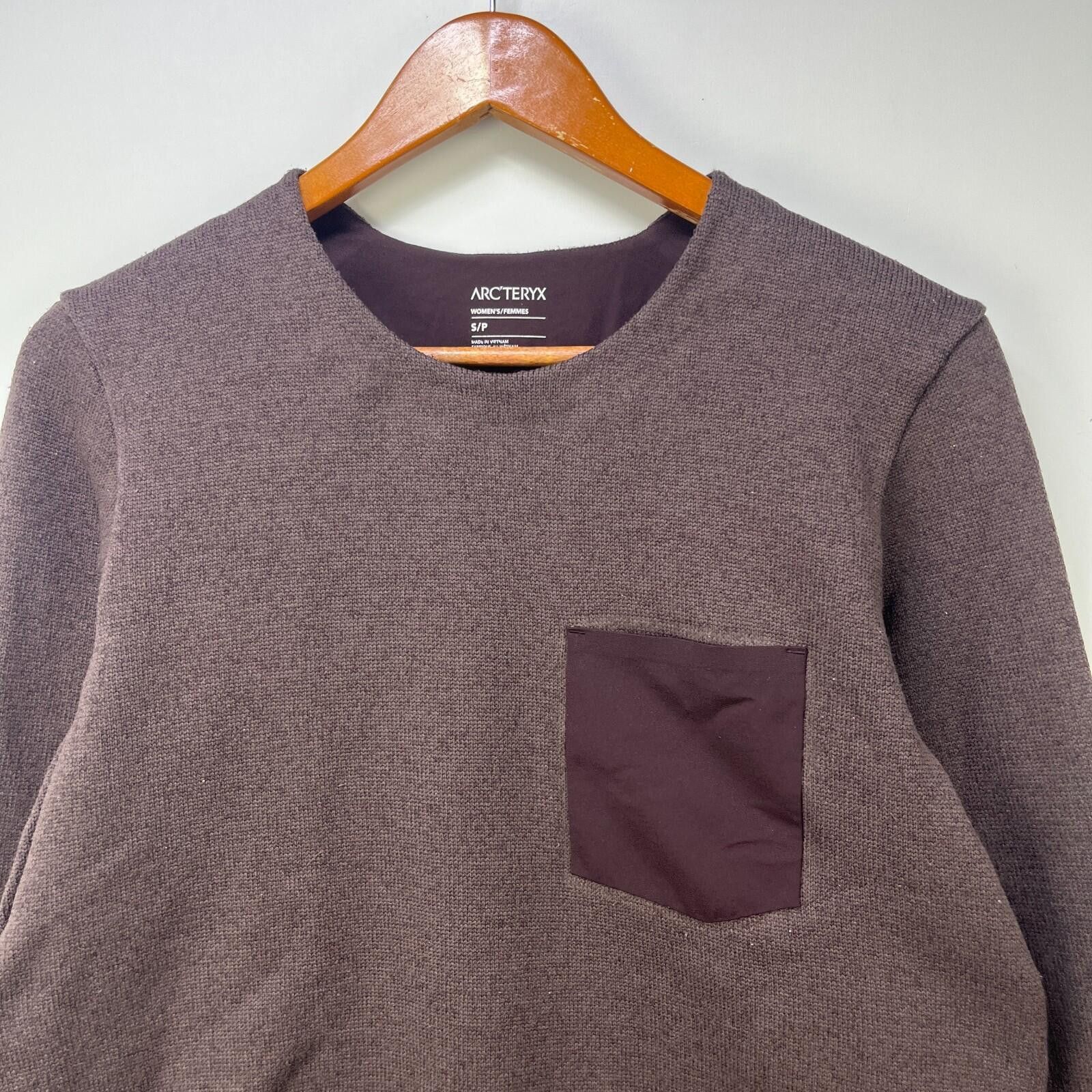 Arc'teryx Arc'teryx Sweater Womens Small Covert Crew Maroon Fleece Size S / US 4 / IT 40 - 2 Thumbnail