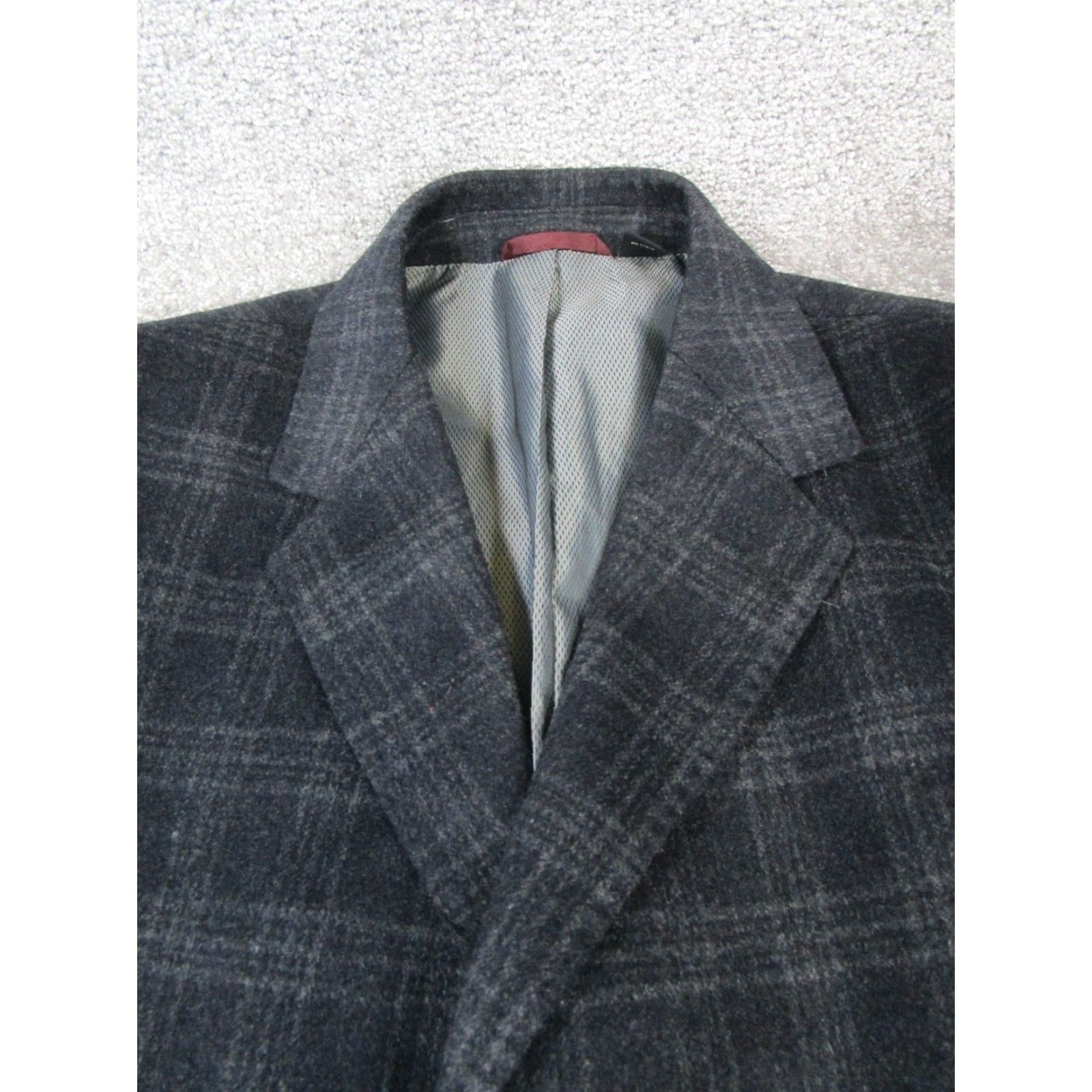Pronto Uomo Pronto Uomo Over Coat Mens 40 Long Black Gray Wool Blend Plaid Jacket/Coat Long Mens 40 Gray Wool Pronto Uomo Sport Coat 2 Piece Size US XXS / EU 40 - 2 Thumbnail