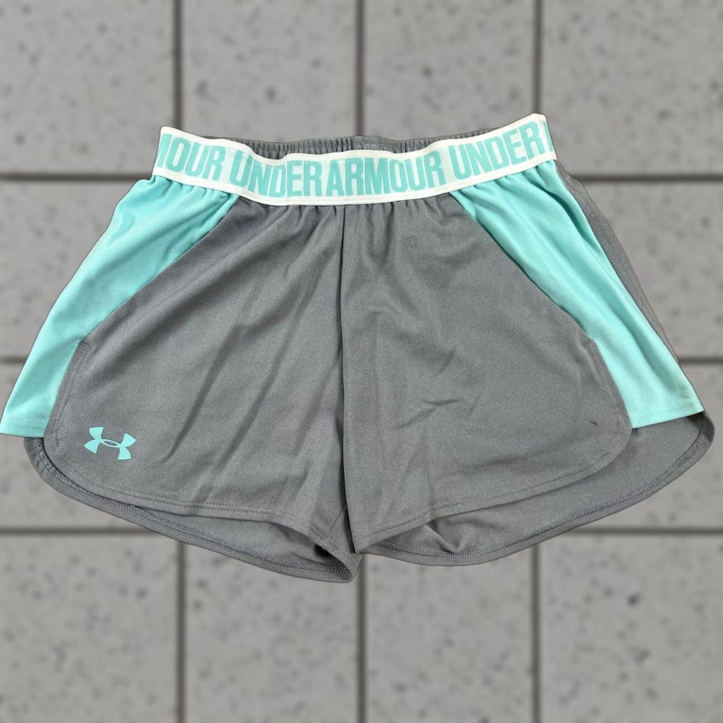 Under Armour VINTAGE Women’s Under Armour Capri Leggings & Shorts Lot Of 2 XS Gray Capris Shorts Womens XS Under armour Capri Leggings & Shorts Lot Of 2 Size 26" / US 2 / IT 38 - 1 Thumbnail