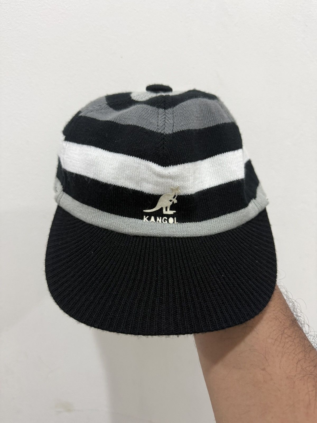 Kangol VTG Kangol Sport Stripe Dart SIZE 57-60cm Size ONE SIZE - 2 Thumbnail