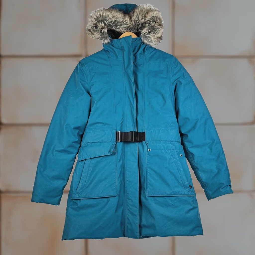 The North Face VINTAGE The North Face Dungari Blue Arctic Down Filled Faux Fur Lined Coat Womens Medium Size M / US 6-8 / IT 42-44 - 1 Thumbnail