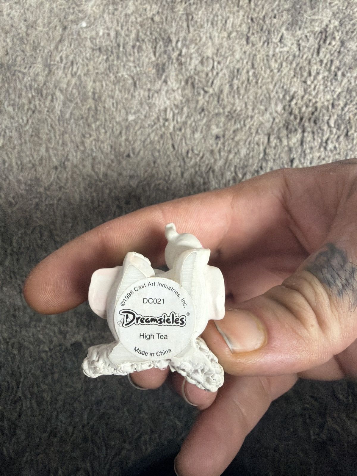 Vintage 1998 Dreamsicles High Tea Figurine Size ONE SIZE - 5 Thumbnail