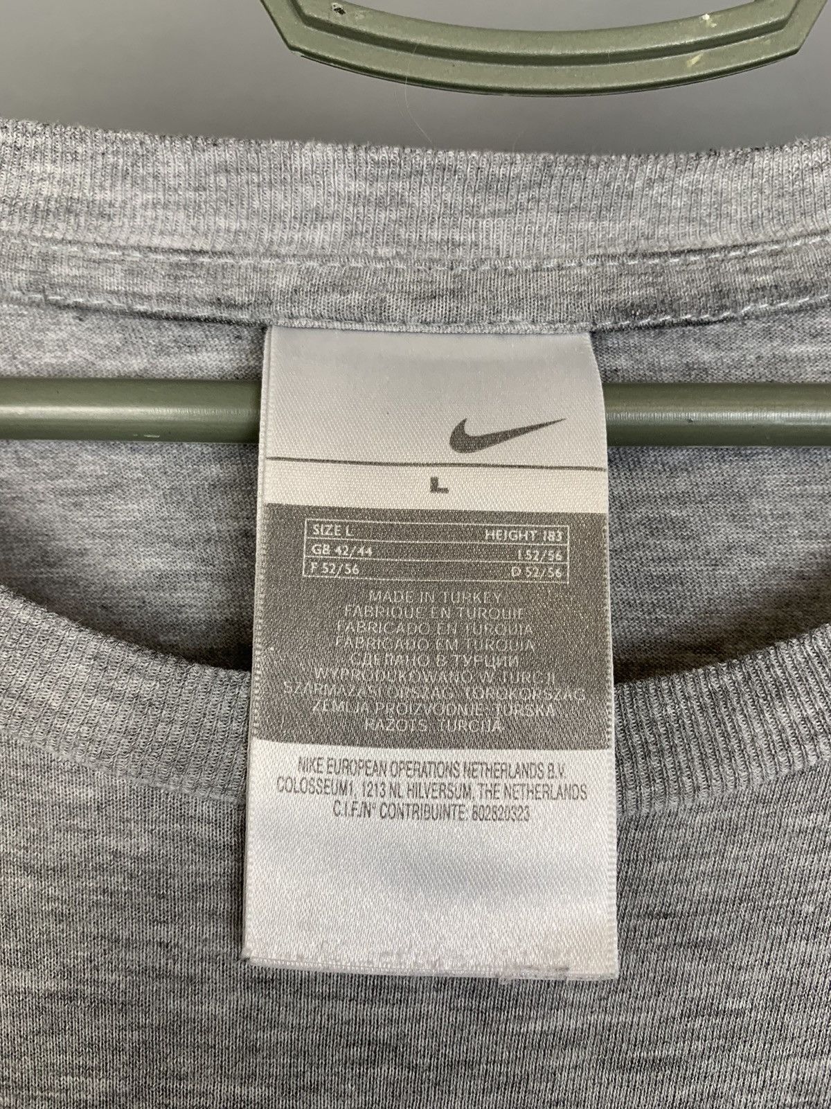 Other Vintage Nike Big Logo T-shirt Size US L / EU 52-54 / 3 - 4 Thumbnail