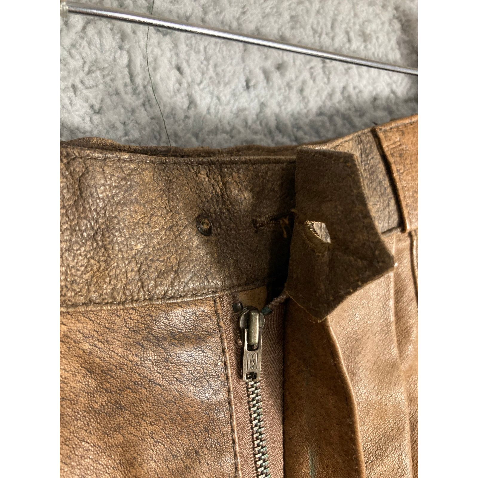 Vintage Women's Vintage Leather Pants Brown Size 8 80s International Size 30" / US 8 / IT 44 - 8 Thumbnail