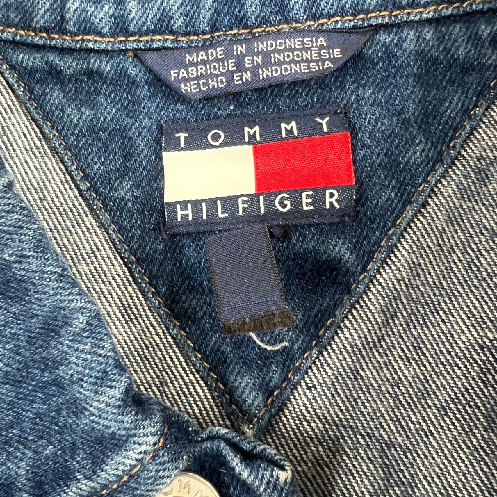 Tommy Hilfiger VINTAGE Tommy Hilfiger Jacket Womens XL Denim Jean Trucker Flag Size 40" / US 18 - 6 Thumbnail